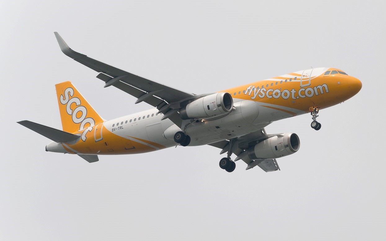 Full size: Scoot Airbus A320 9V-TRL at Singapore-Changi Airport