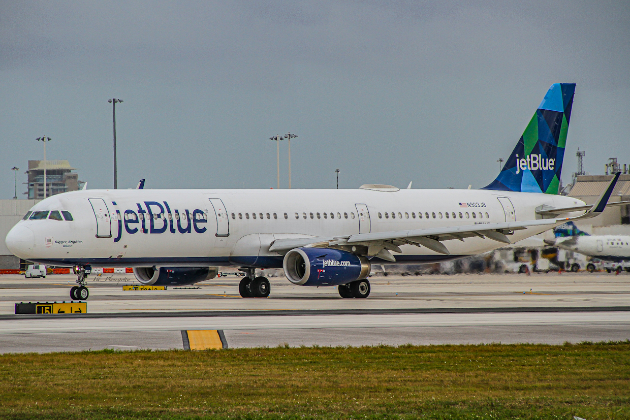 Full size: JetBlue Airways Airbus A321-200 N903JB at Fort Lauderdale/Hollywood International Airport