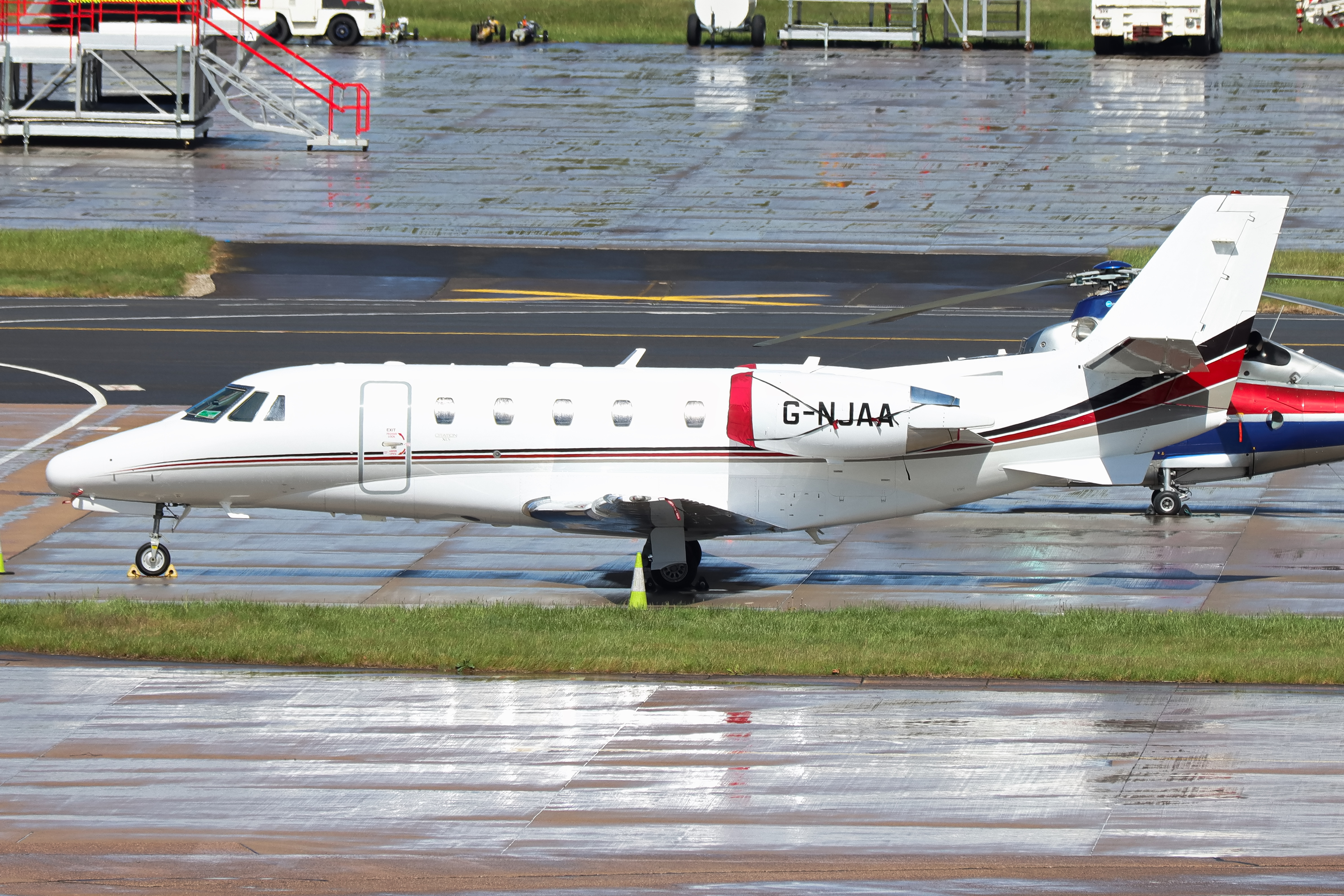 Full size: NetJets Air Transport UK Cessna 560XL Citation XLS G-NJAA at Birmingham Airport