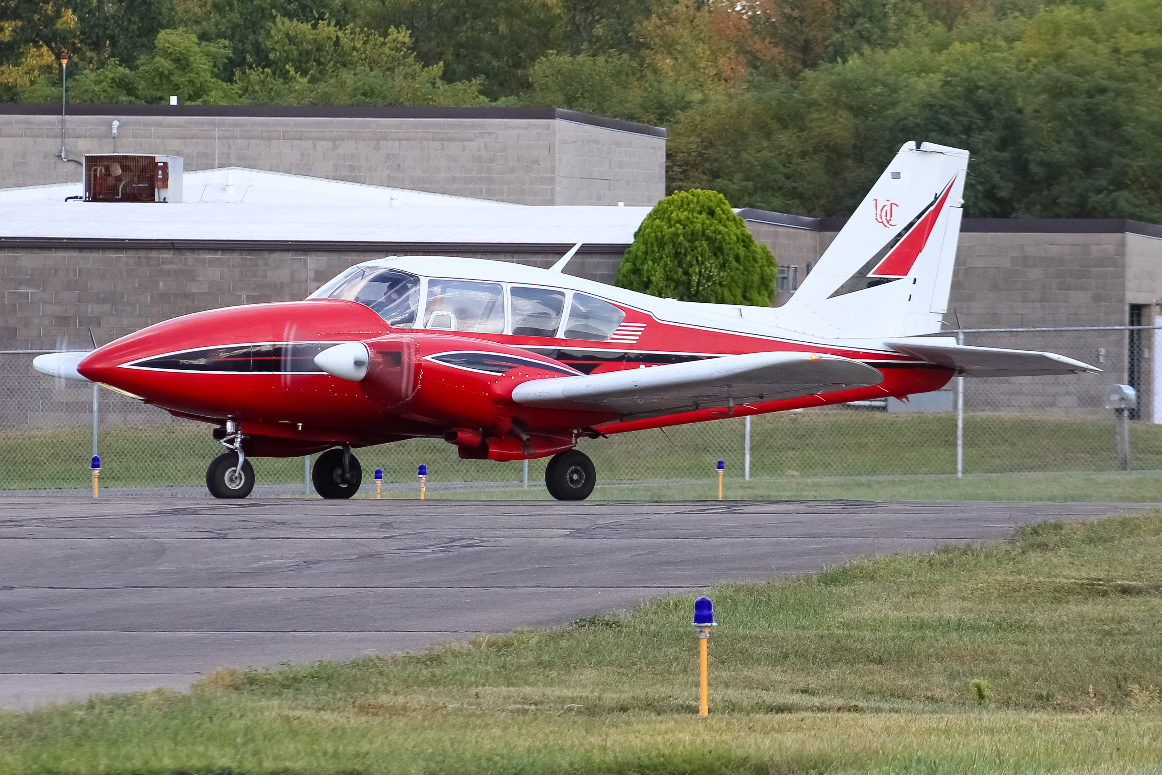 Full size: PRIVATE Piper PA-23 N706SP at Clermont County Airport