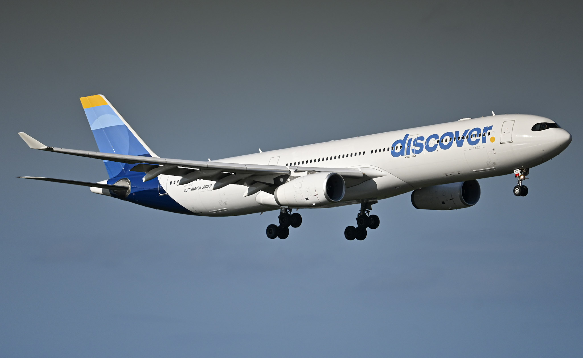 Full size: Eurowings Discover  Airbus A330-300 D-AFYQ at Orlando International Airport