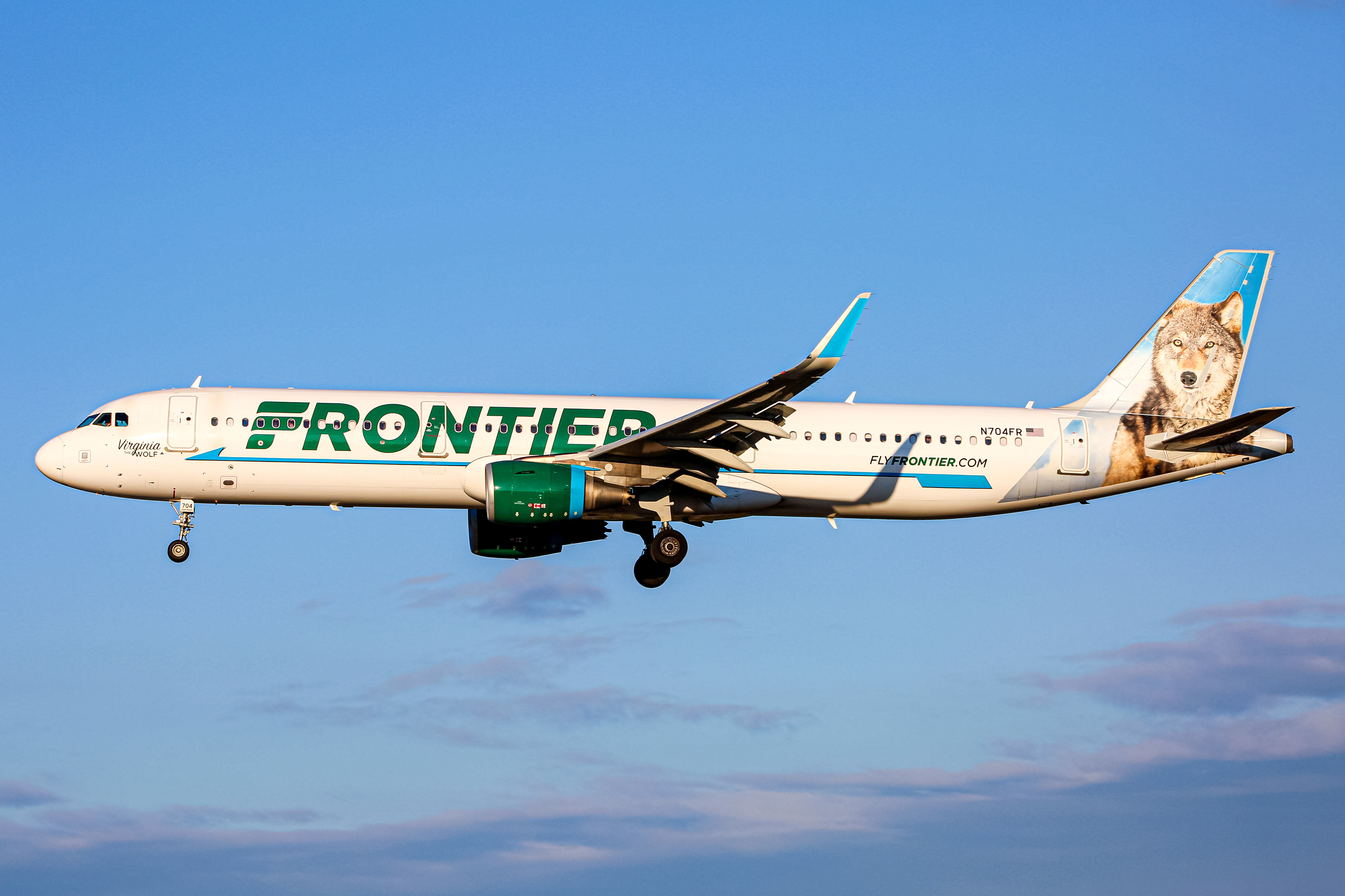 Full size: Frontier Airlines Airbus A321-200 N704fR at Baltimore/Washington International Thurgood Marshall Airport