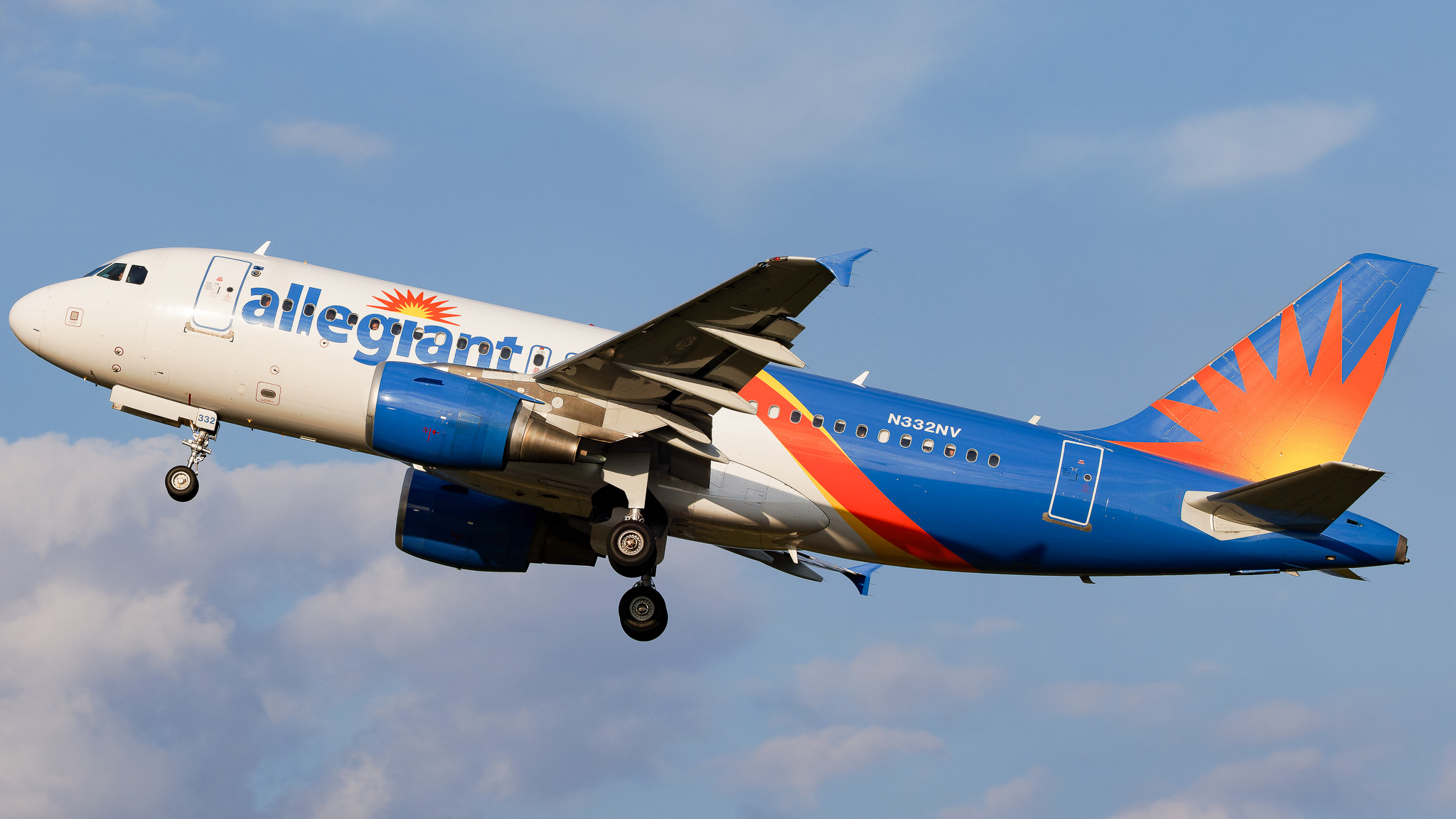 Full size: Allegiant Air Airbus A319 N332NV at St. Petersburg Clearwater International Airport