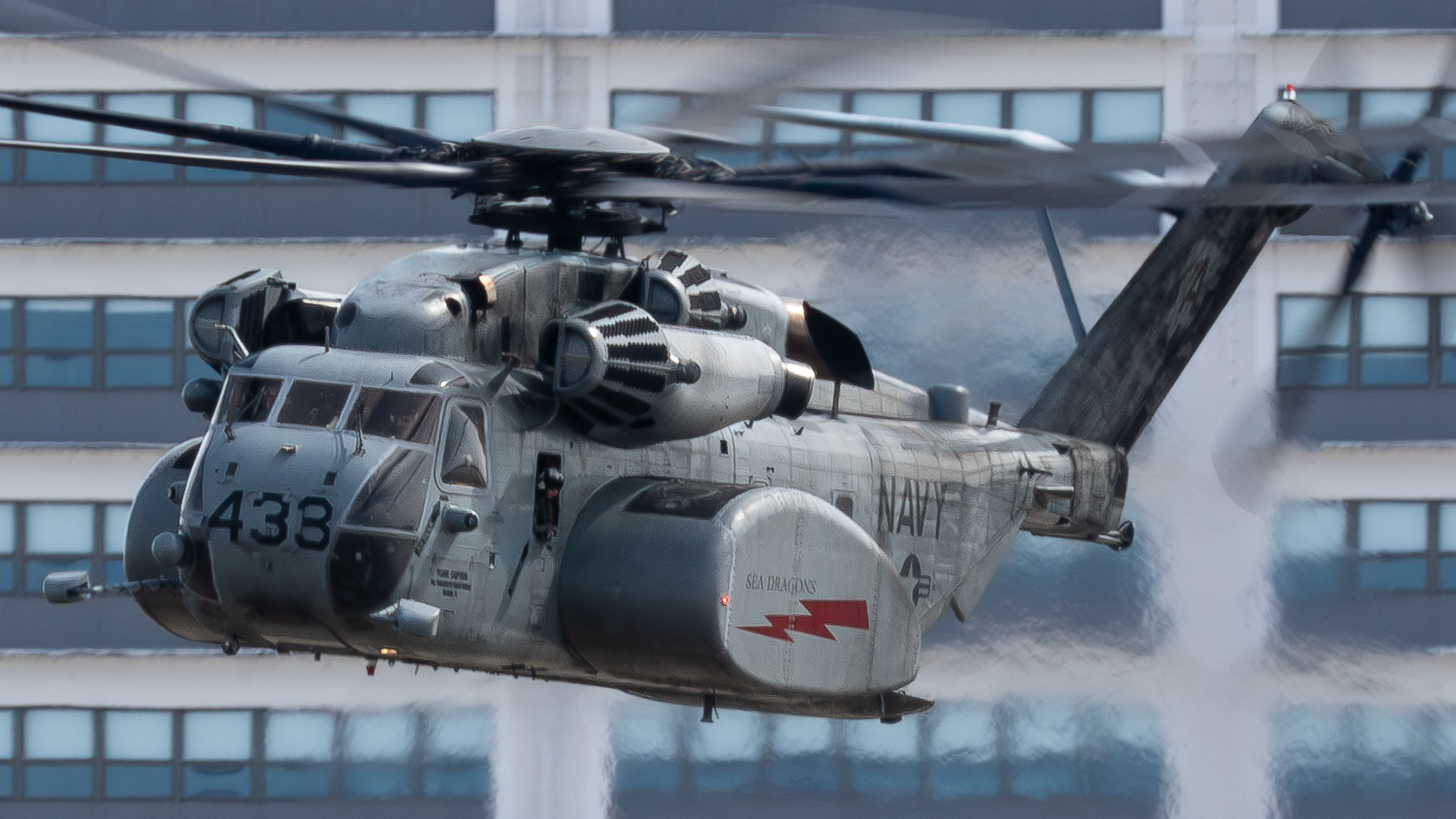 Full size: USN - United States Navy Sikorsky MH-53E Sea Dragon 163057 at Not Applicable