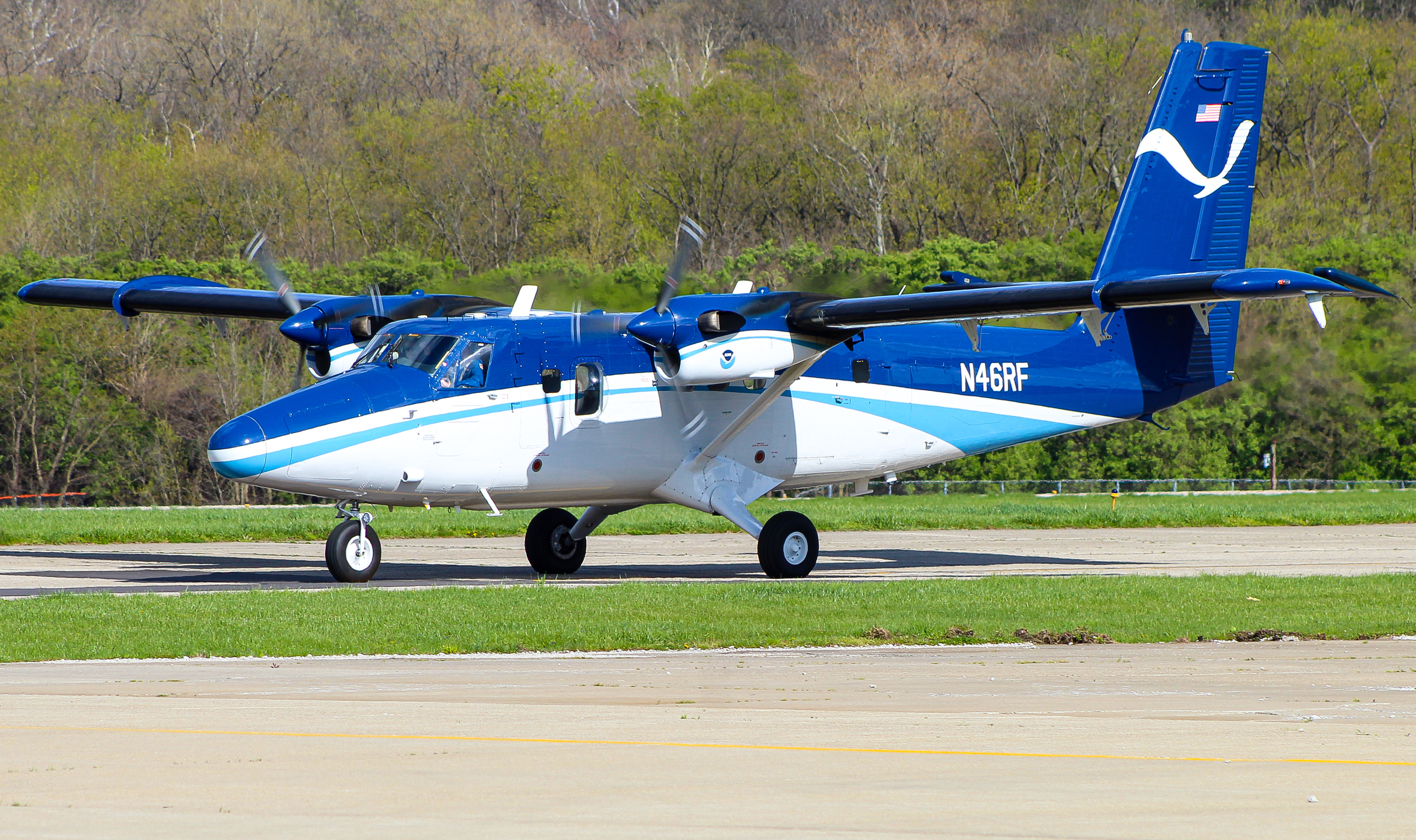 Full size: NOAA De Havilland DHC-6 N46RF at Cincinnati Municipal Airport/Lunken Field