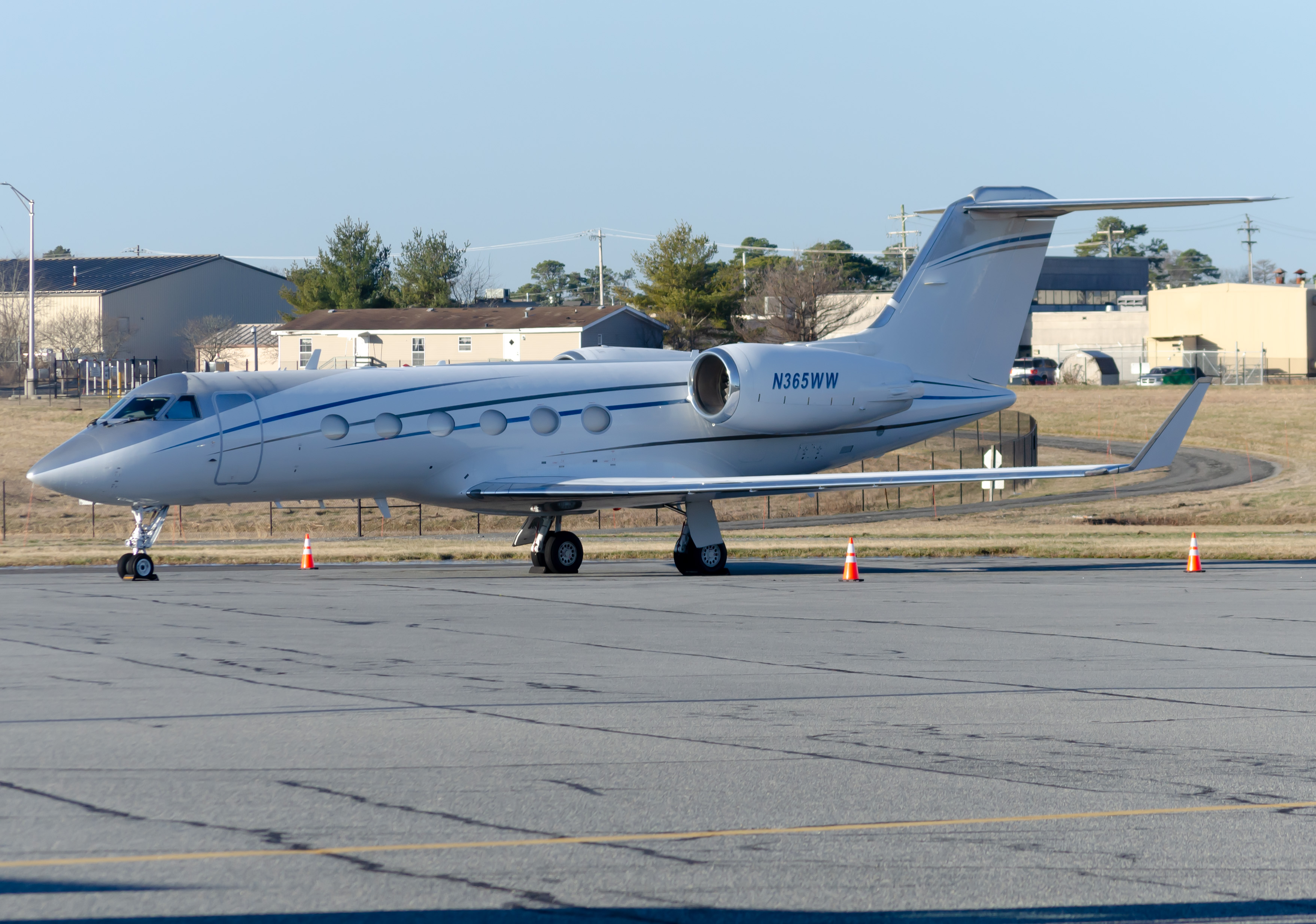 Full size: PRIVATE Gulfstream IV N365WW at Atlantic City International Airport