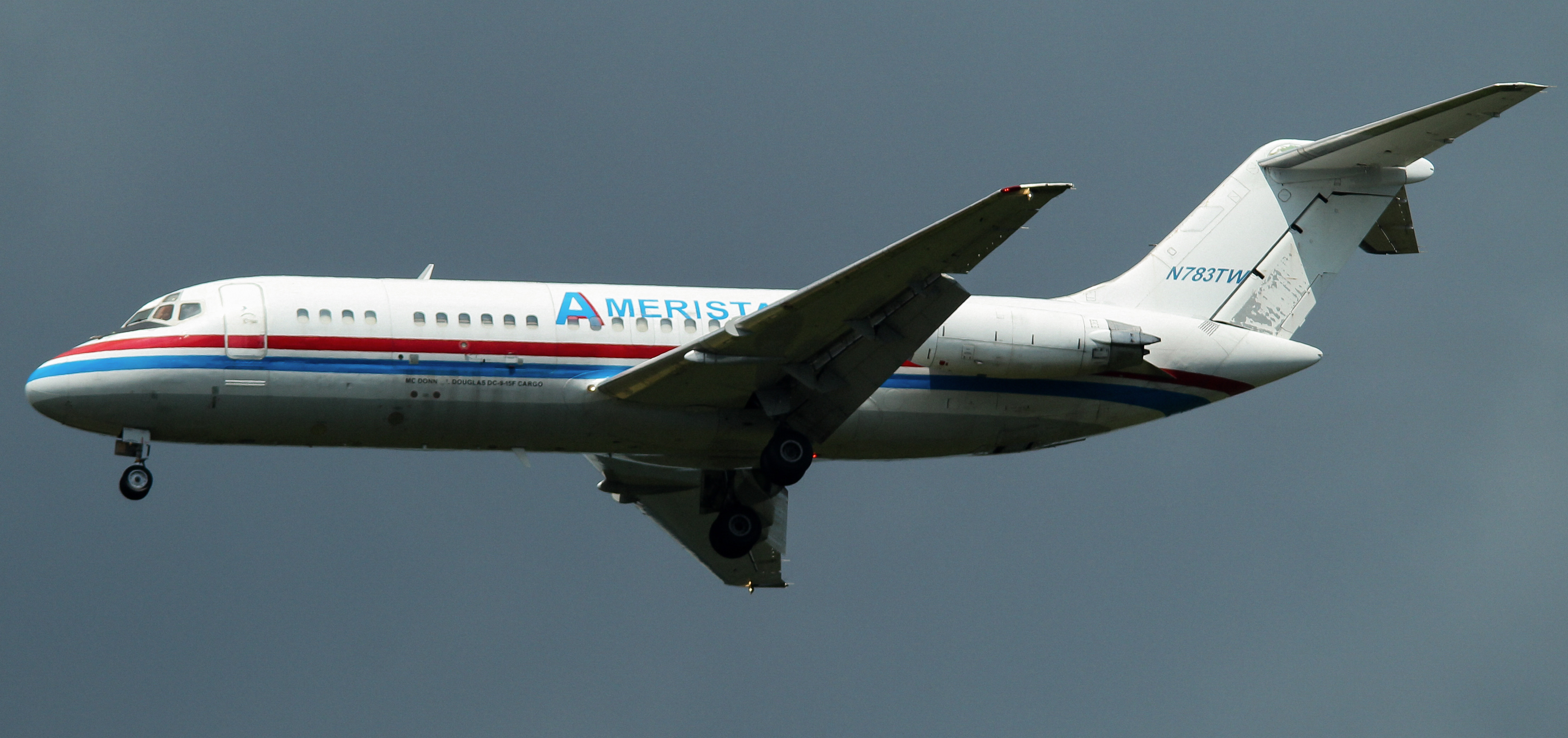 Full size: Ameristar Jet Charter McDonnell Douglas DC-9 N783TW at Harrisburg International Airport