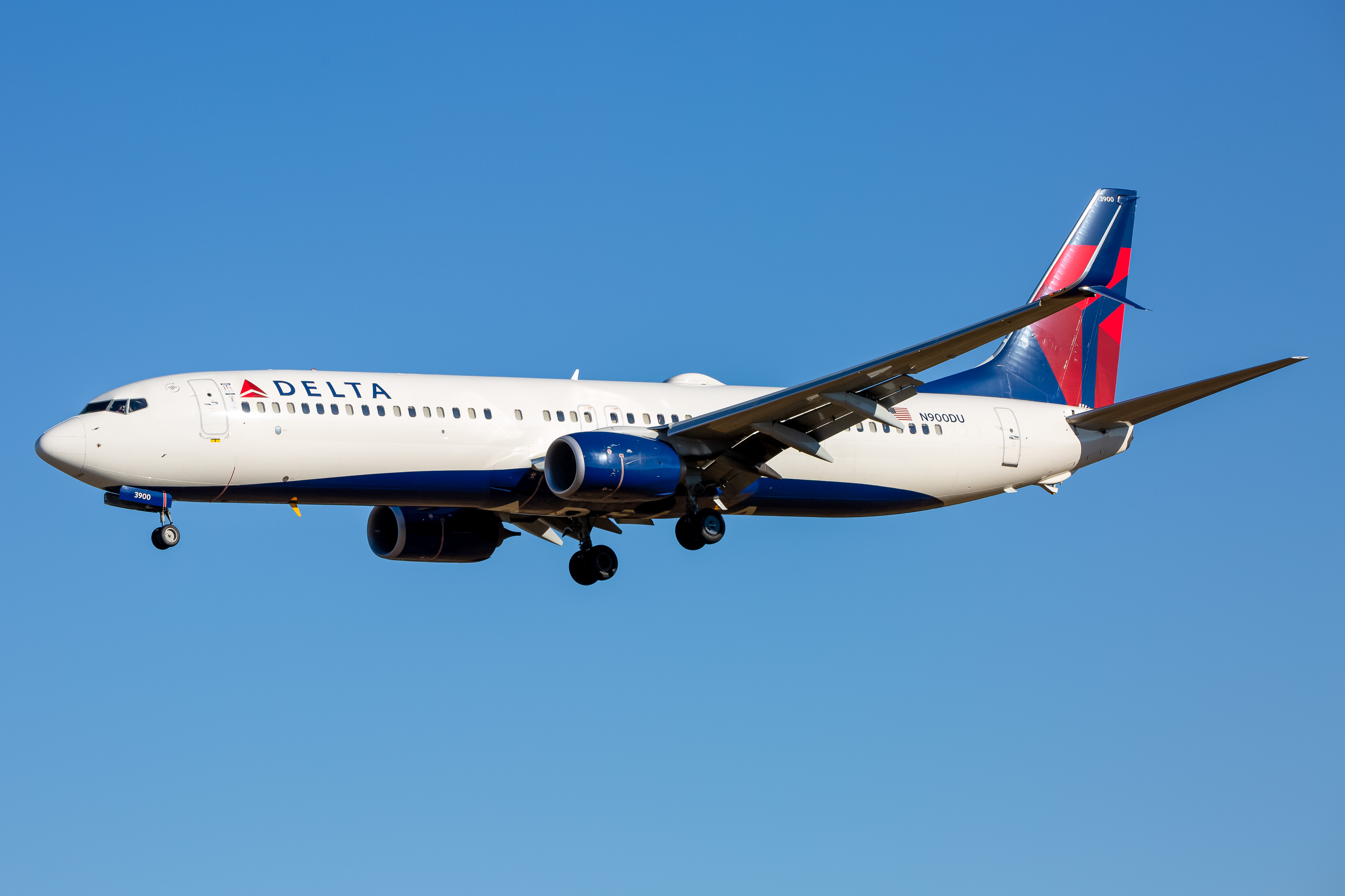 Full size: Delta Airlines Boeing 737-900ER N900DU at Baltimore/Washington International Thurgood Marshall Airport