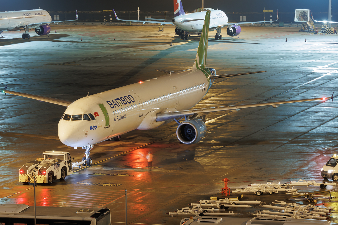 Full size: Bamboo Airways Airbus A321-200 VN-A597 at Macau International Airport