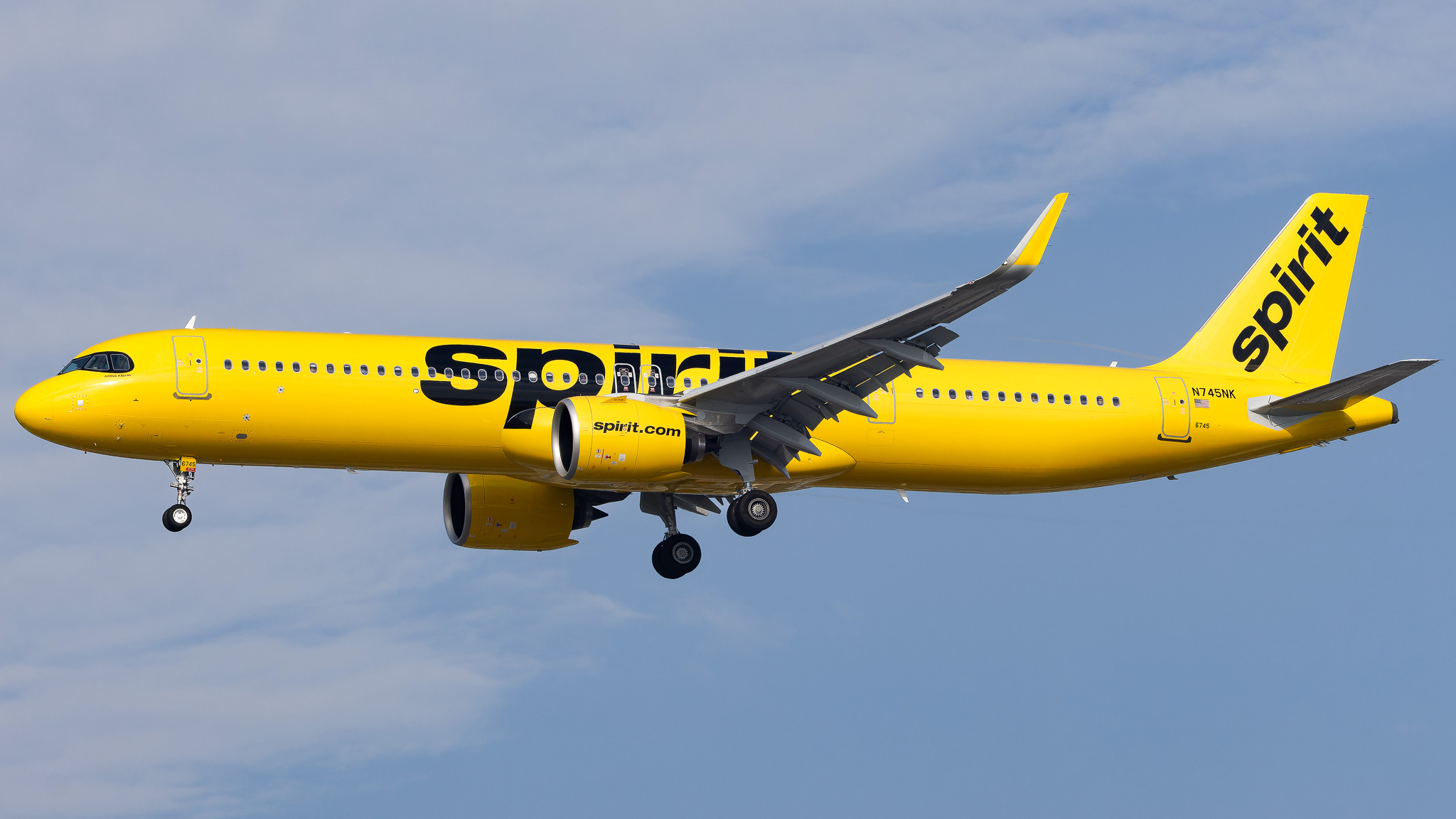 Full size: Spirit Airlines Airbus A321NEO N745NK at Tampa International Airport