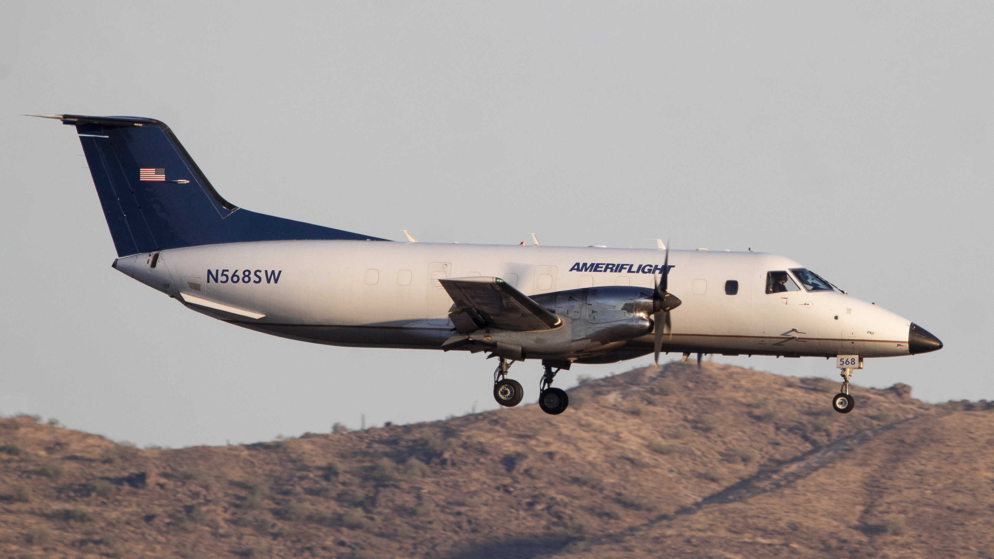 Full size: Ameriflight Embraer EMB-120 N568SW at Phoenix Sky Harbor International Airport