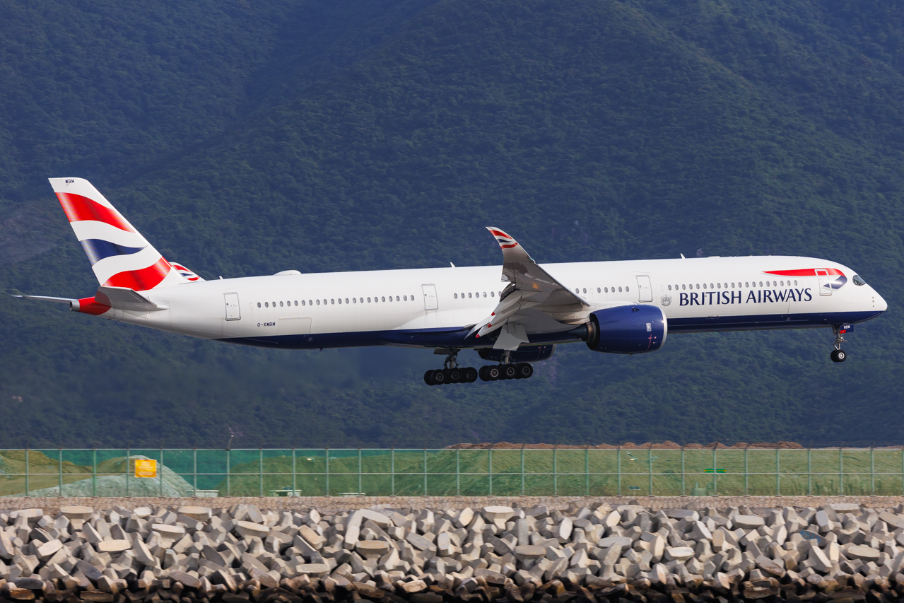 Full size: British Airways Airbus A350-1000 G-XWBM at Hong Kong International Airport