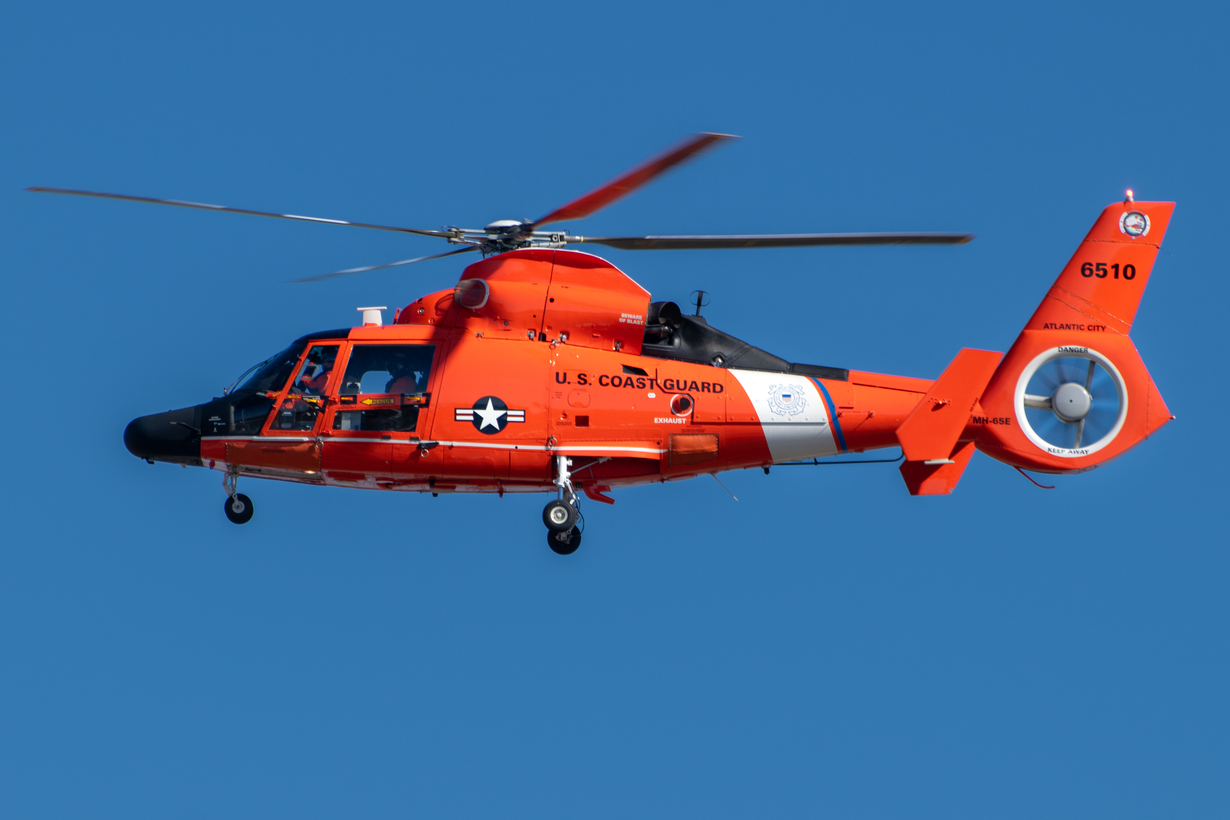 Full size: USCG - United States Coast Guard Aerospatiale HH-65C 6510 at Atlantic City International Airport