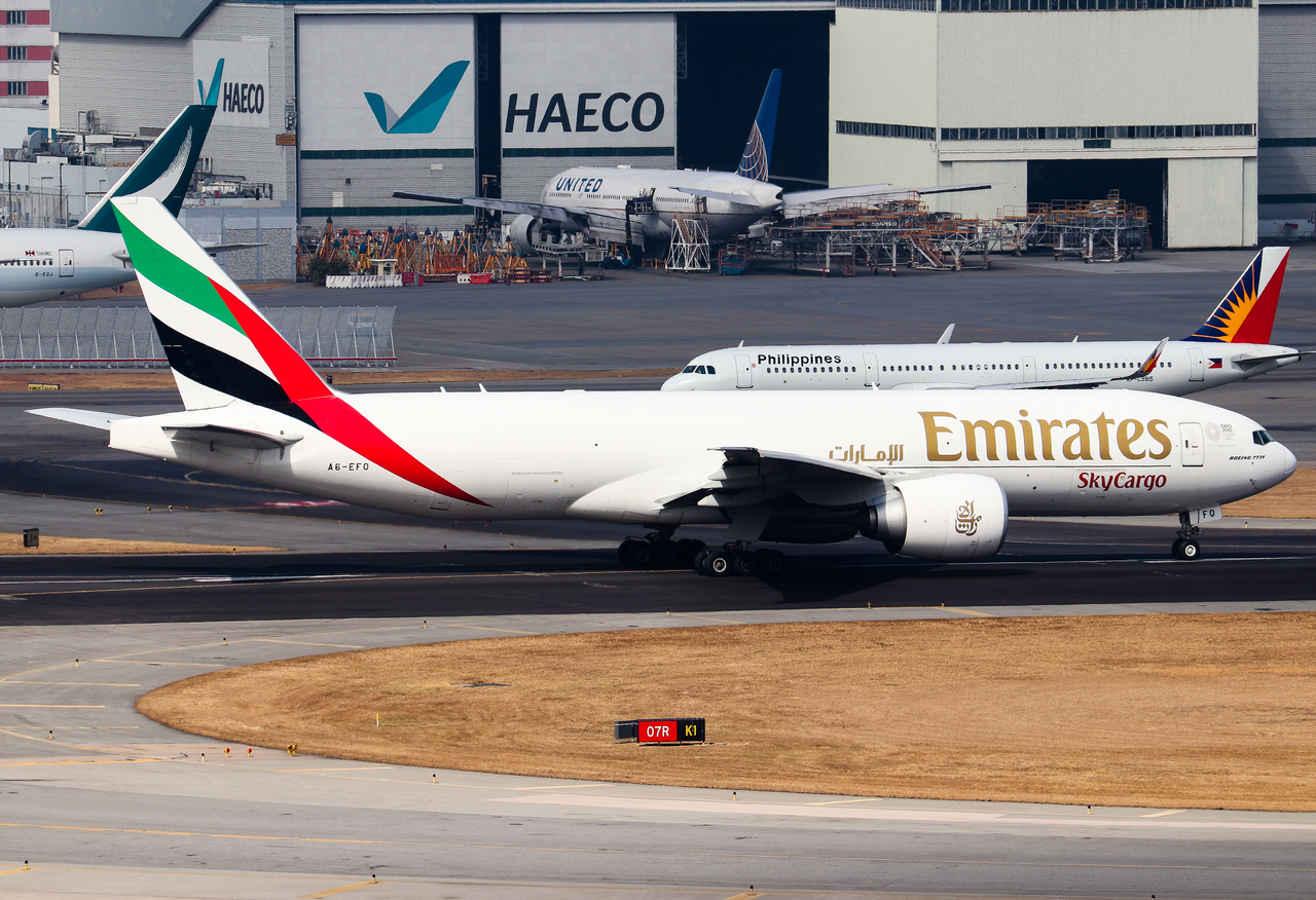 Full size: Emirates SkyCargo Boeing 777F A6-EFO at Hong Kong International Airport