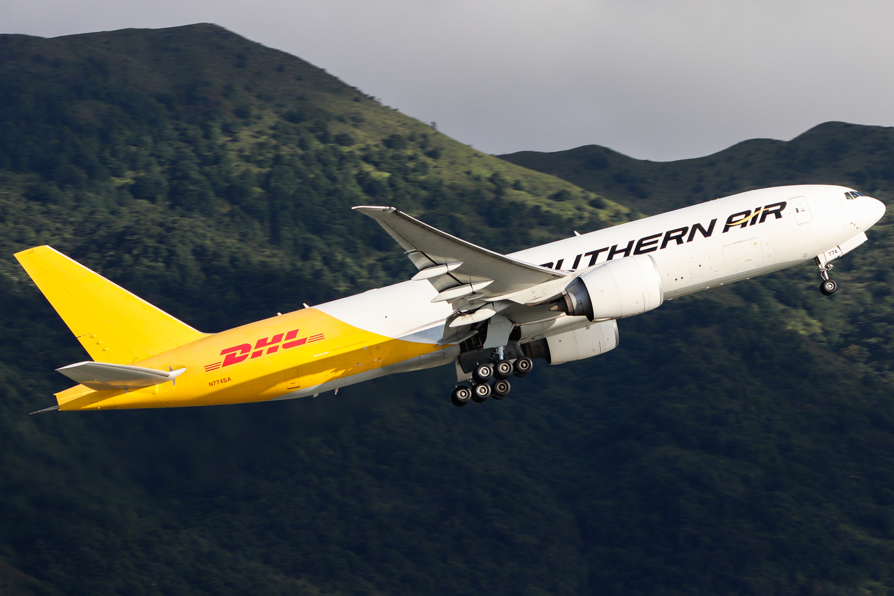 Full size: Southern Air Boeing 777-200F N774SA at Hong Kong International Airport