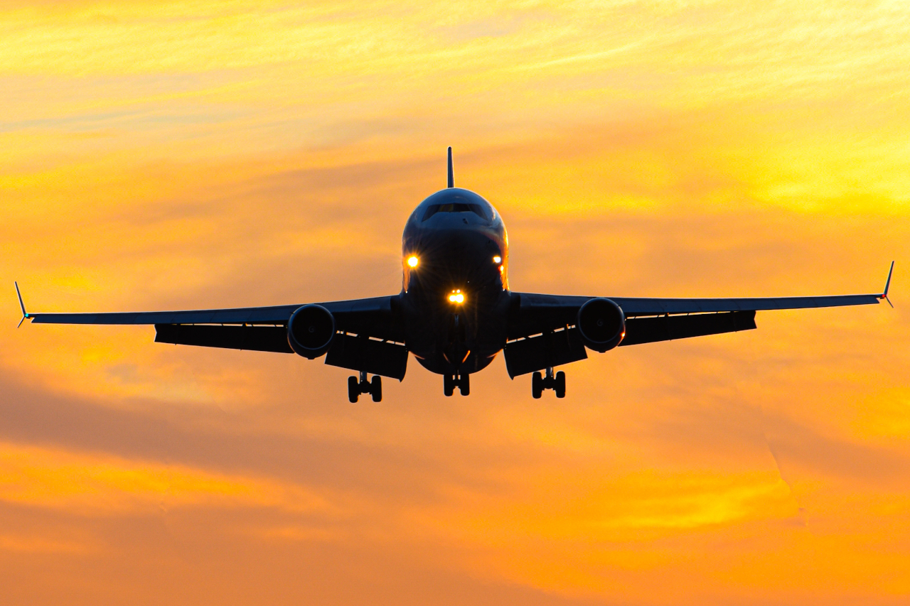 Full size: FedEx McDonnell Douglas MD-11F N620FE at Lester B Pearson International Airport