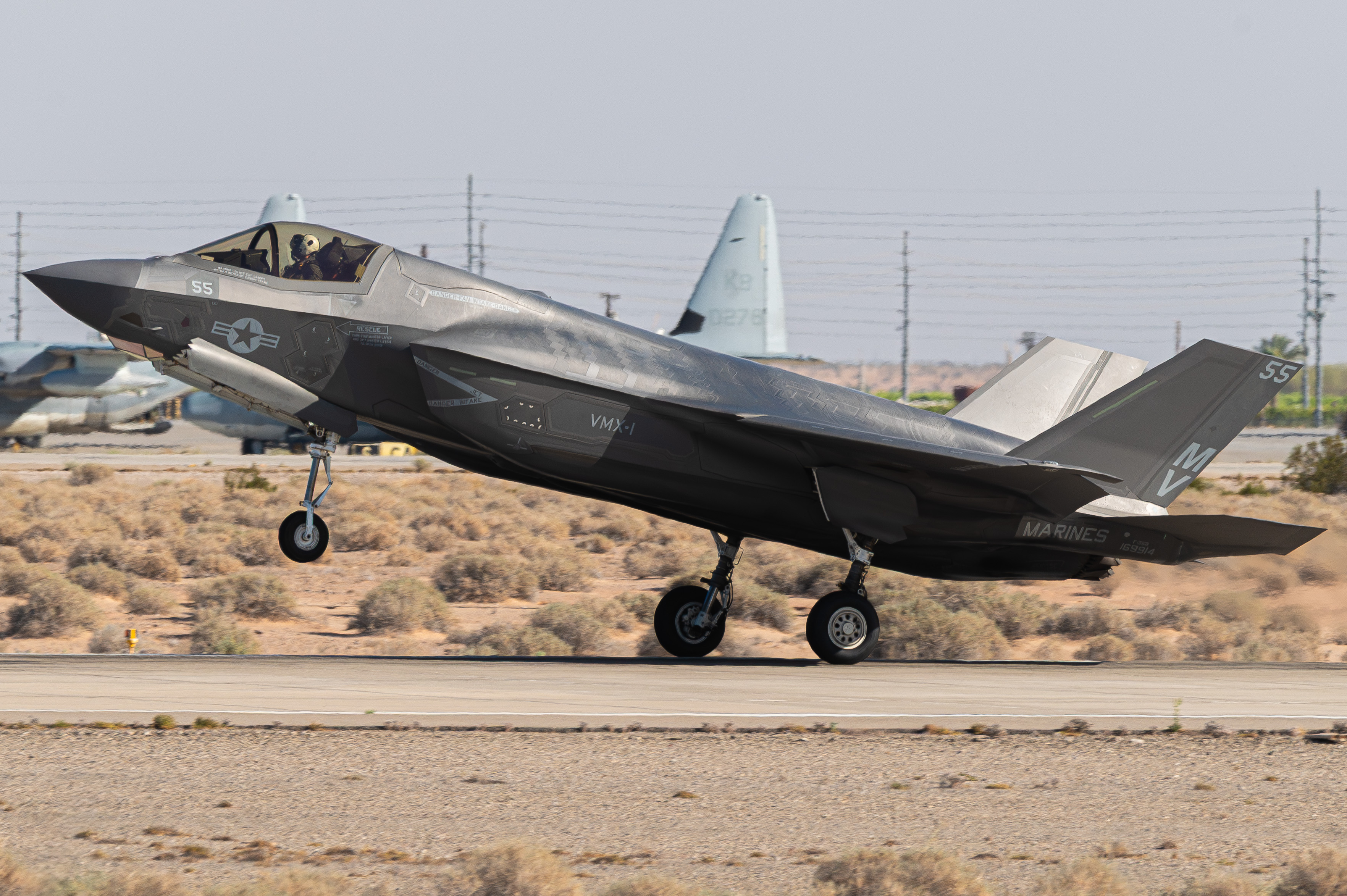Full size: USMC- United States Marine Corp Lockheed Martin F-35 Lightning 169914 at 
