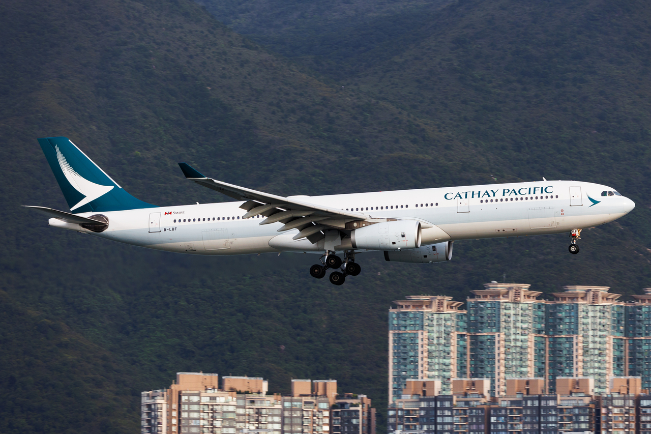 Full size: Cathay Pacific Airbus A330-300 B-LBF at Hong Kong International Airport