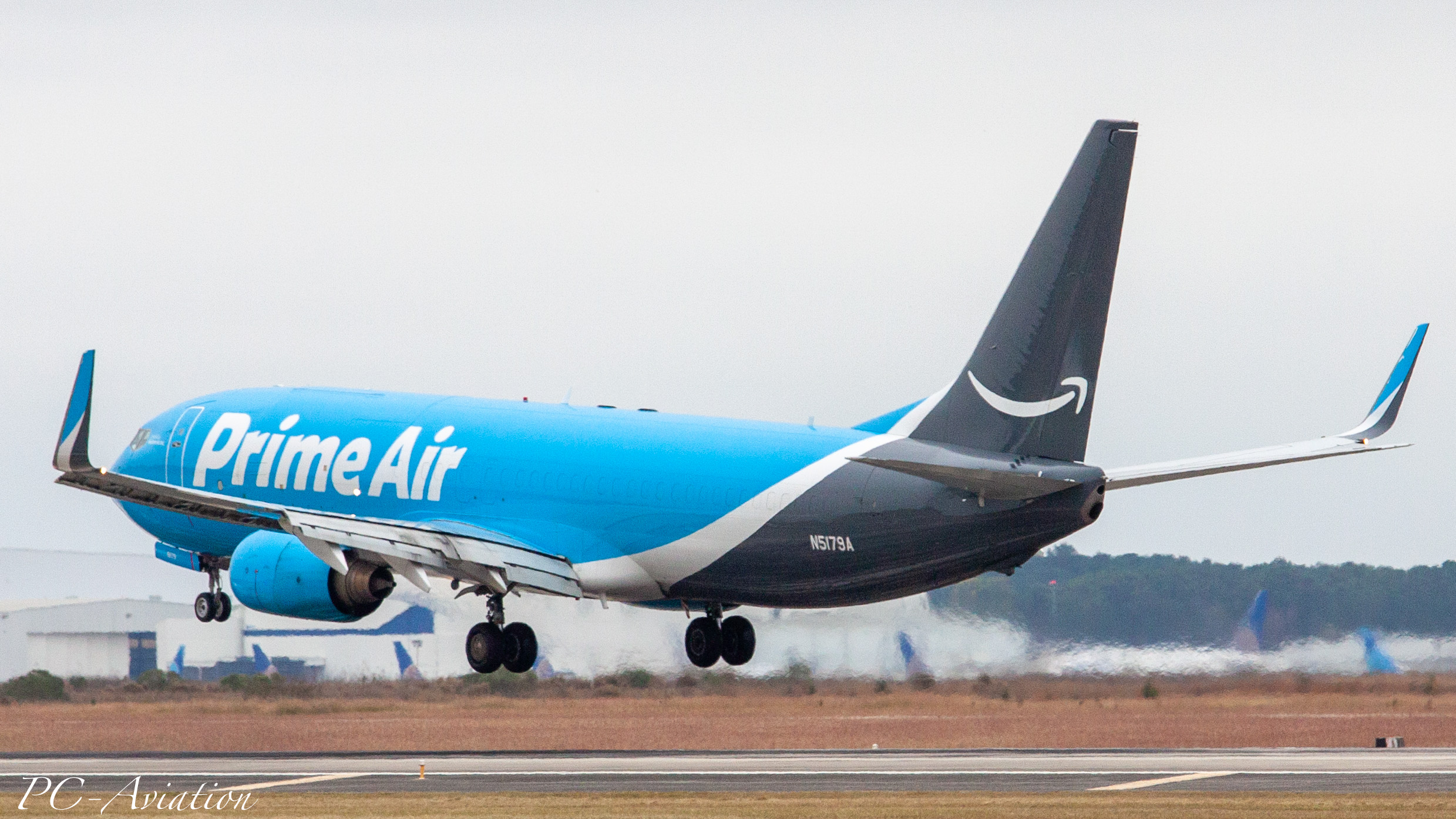 Full size: Prime Air Boeing 737-800 N5179A at Houston-George Bush Intercontinental Airport