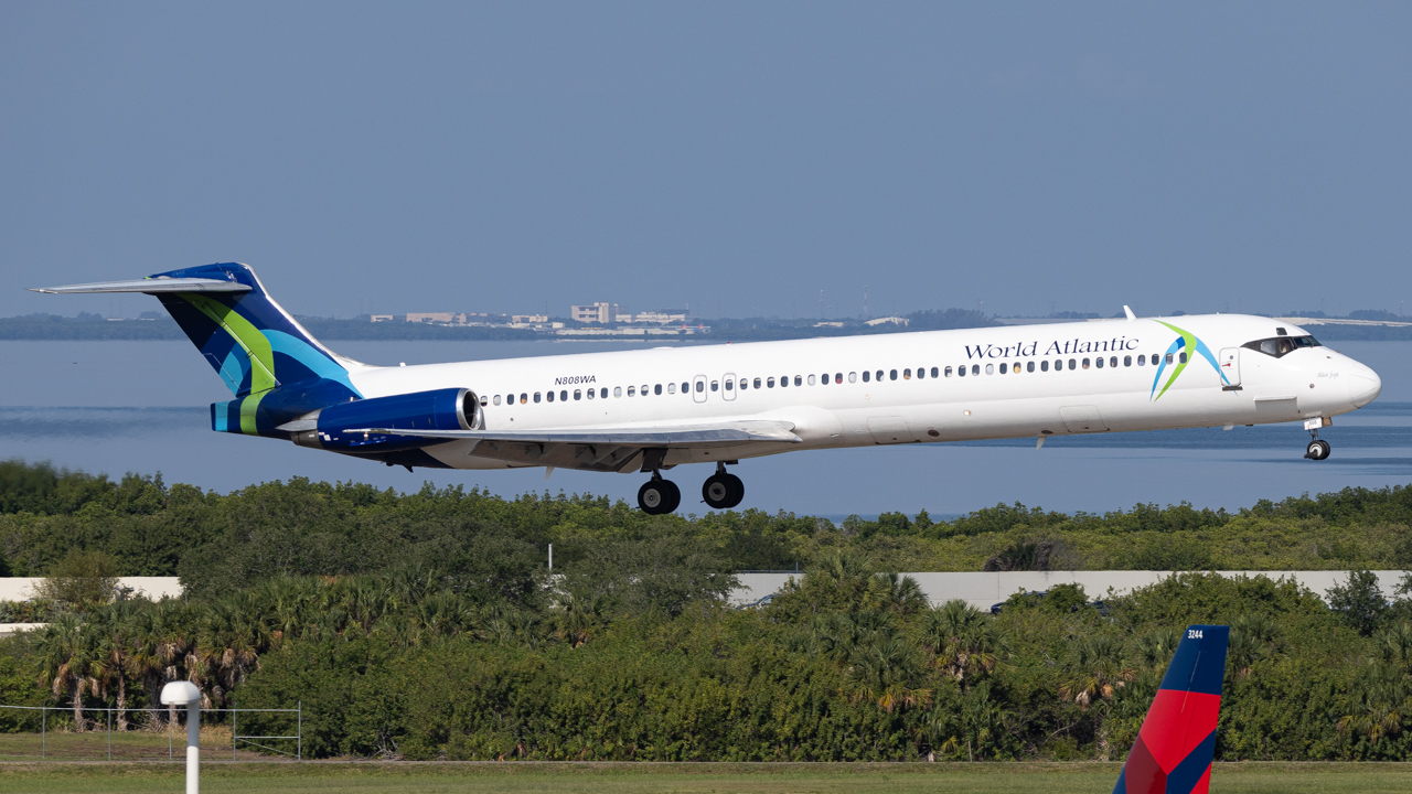 Full size: World Atlantic Airlines McDonnell Douglas MD-83 N808WA at Tampa International Airport