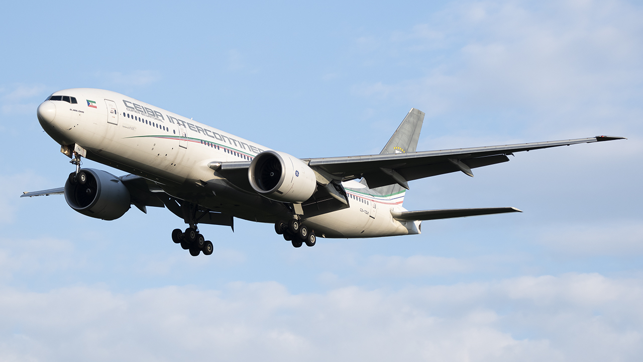 Full size: Ceiba Intercontinental Boeing 777-200LR CS-TQX at Washington Dulles International Airport
