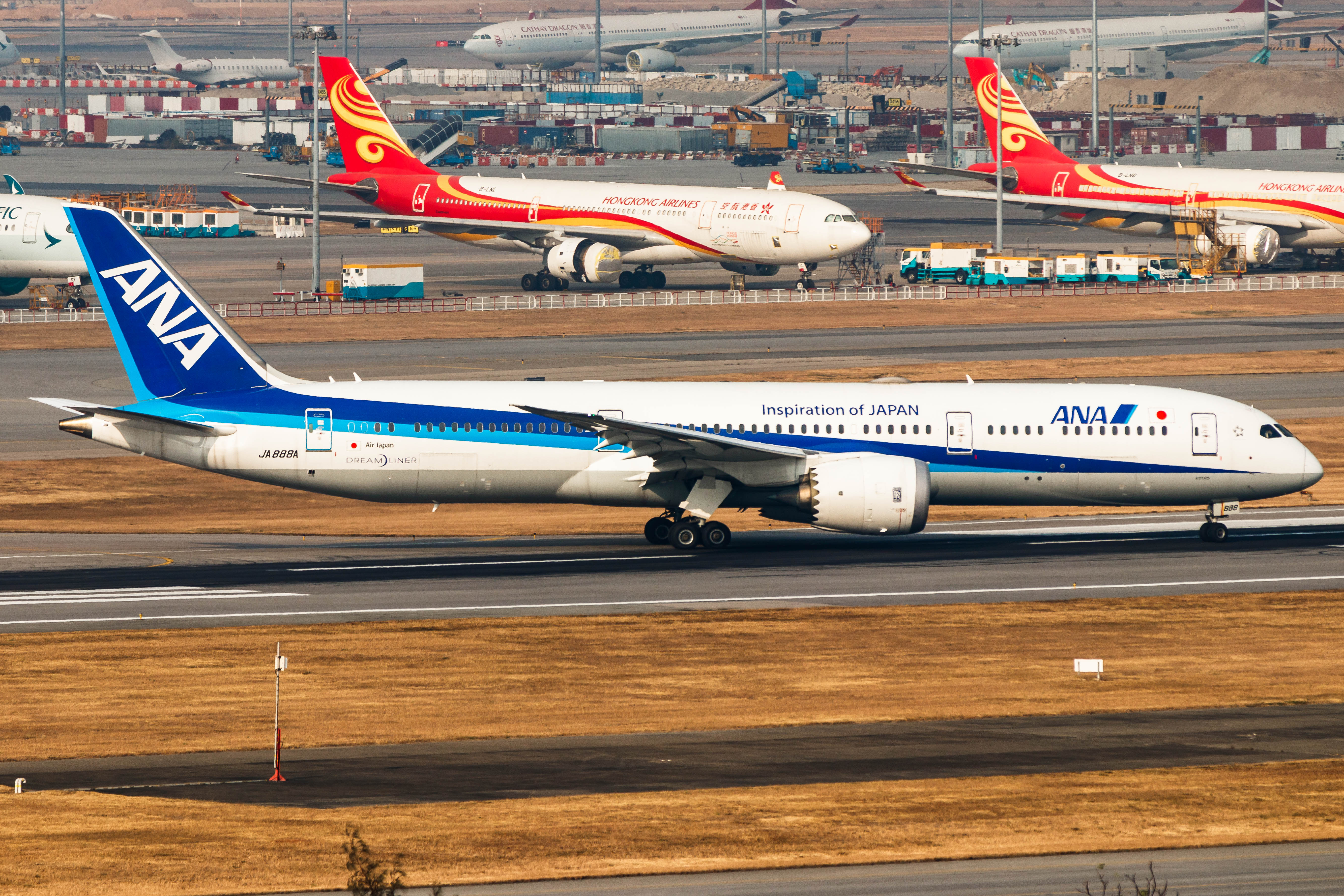 Full size: All Nippon Airways Boeing 787-9 JA888A at Hong Kong International Airport