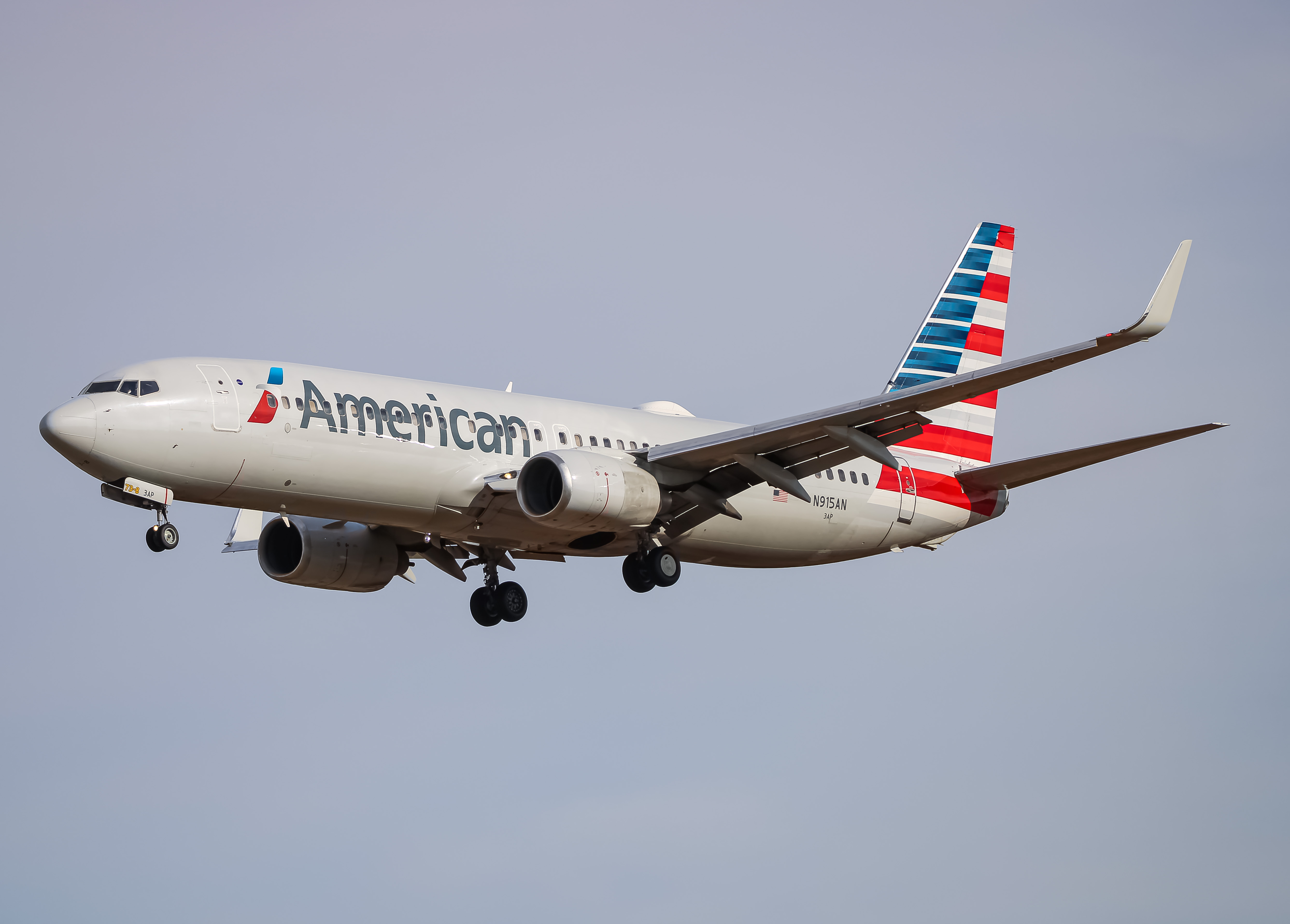Full size: American Airlines Boeing 737-800 N915AN at Baltimore/Washington International Thurgood Marshall Airport