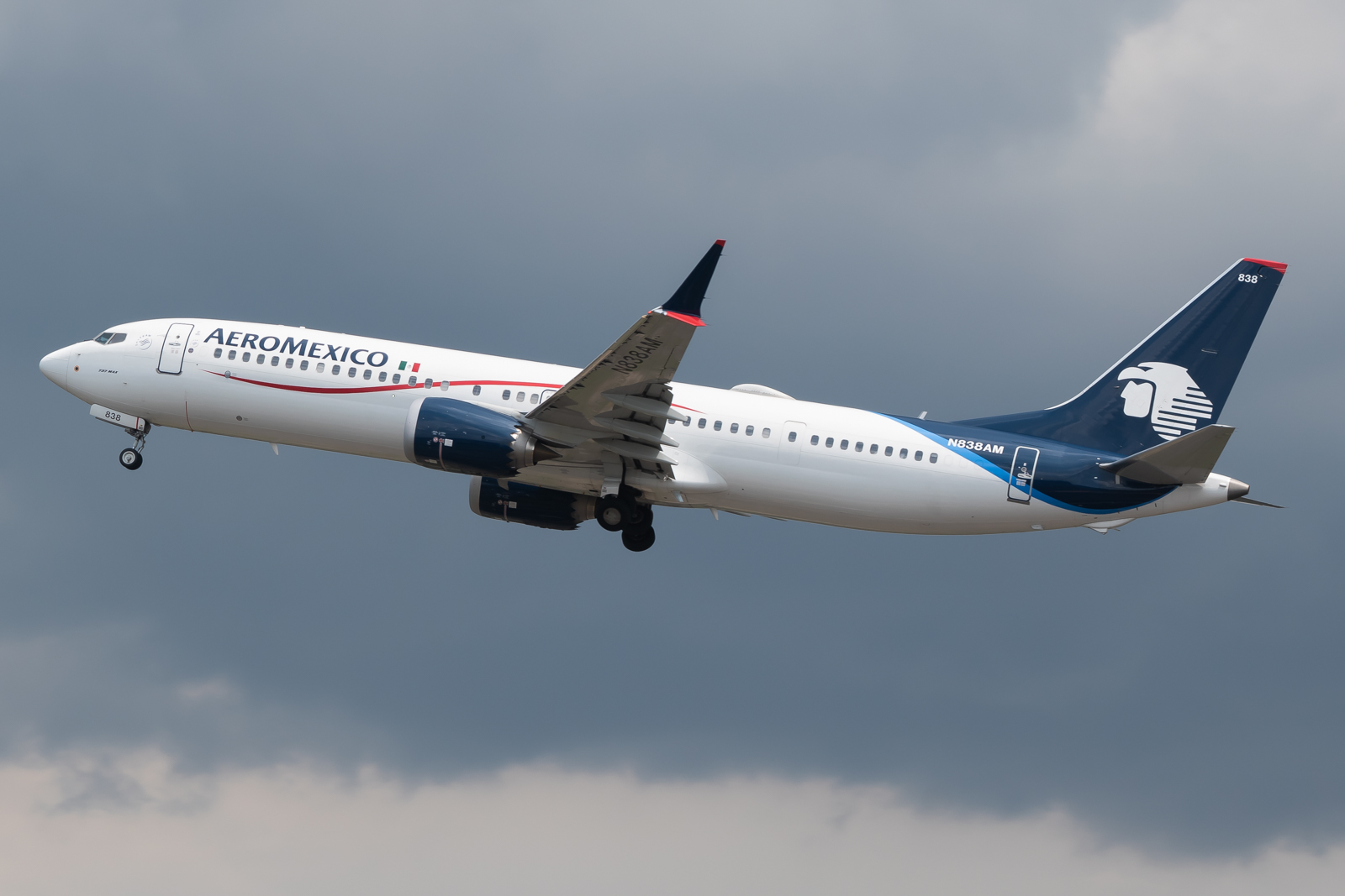 Full size: Aeromexico Boeing 737 MAX 9 N838AM at Mexico City International Airport