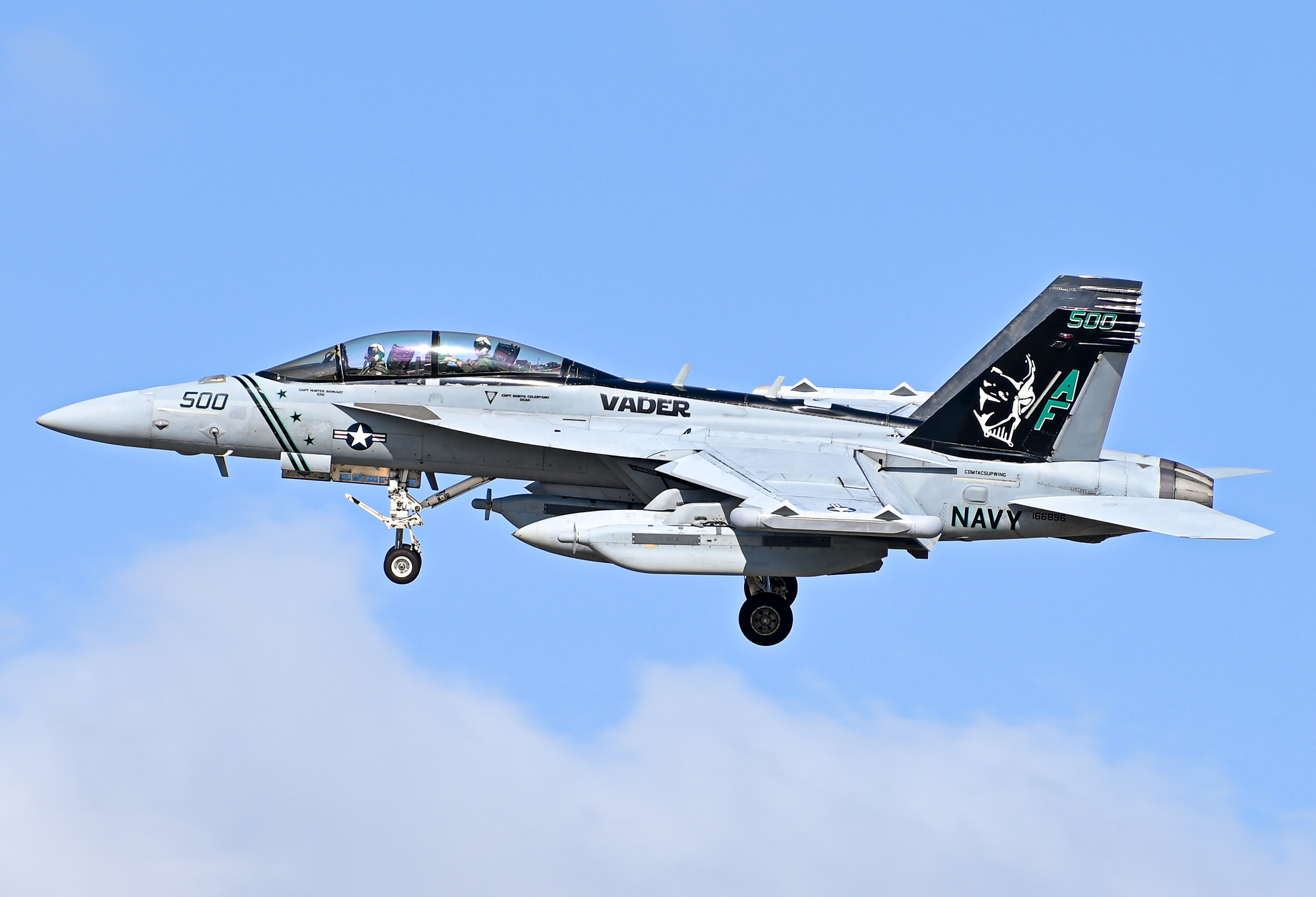 Full size: USN - United States Navy Boeing EA-18G Growler 166896 at North Island NAS
