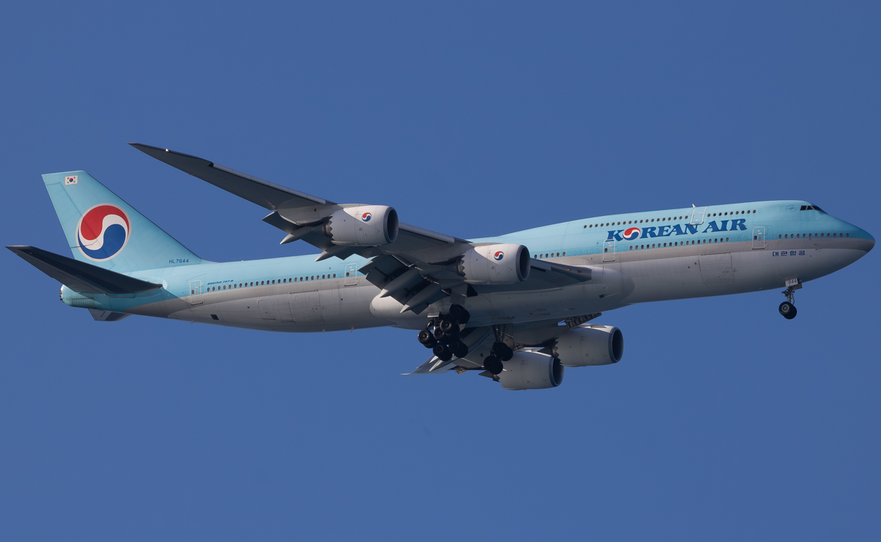 Full size: Korean Air Boeing 747-8i HL7644 at Daniel K Inouye International Airport