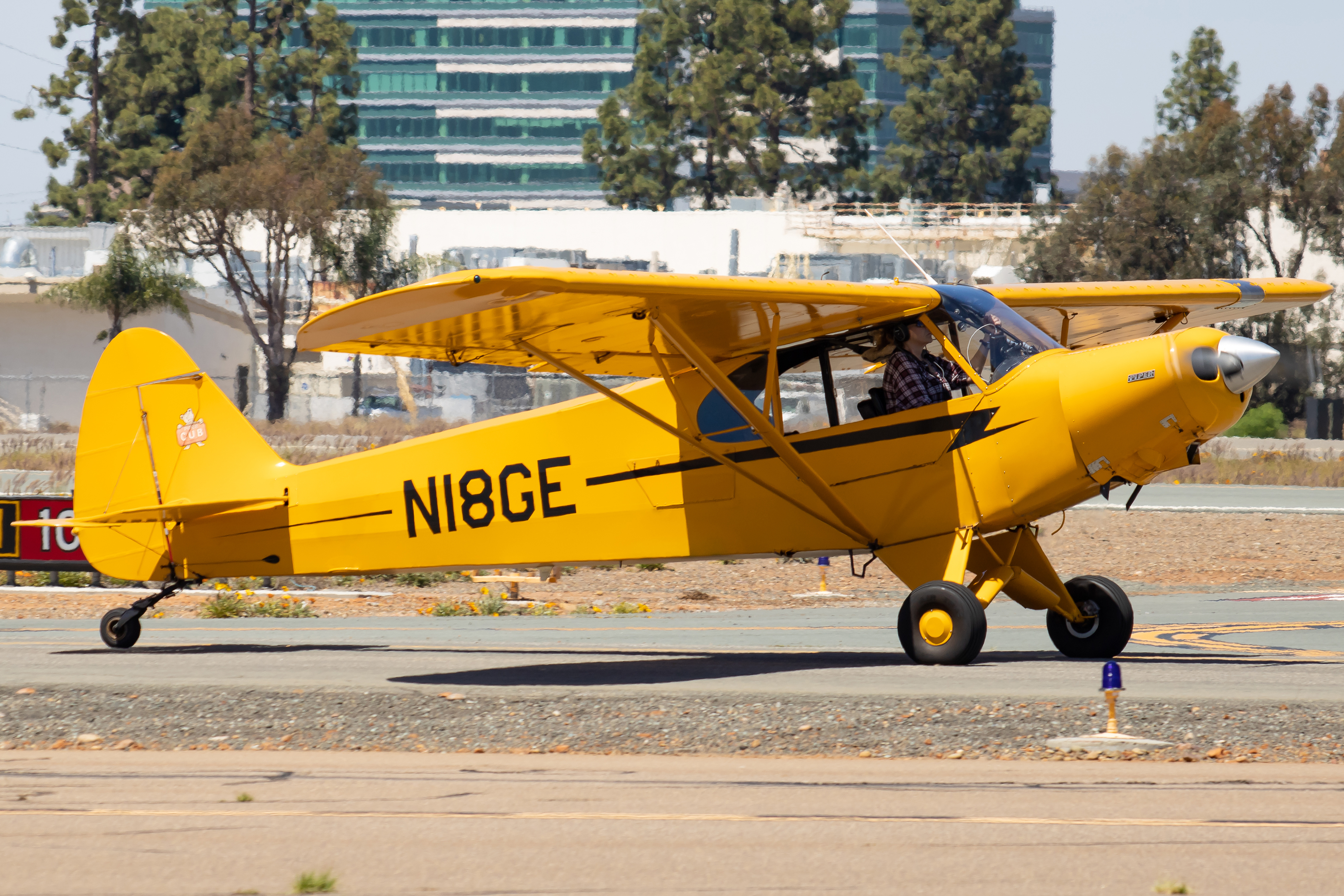 Full size: PRIVATE Piper 18 Super Cub N18GE at Montgomery-Gibbs Executive Airport