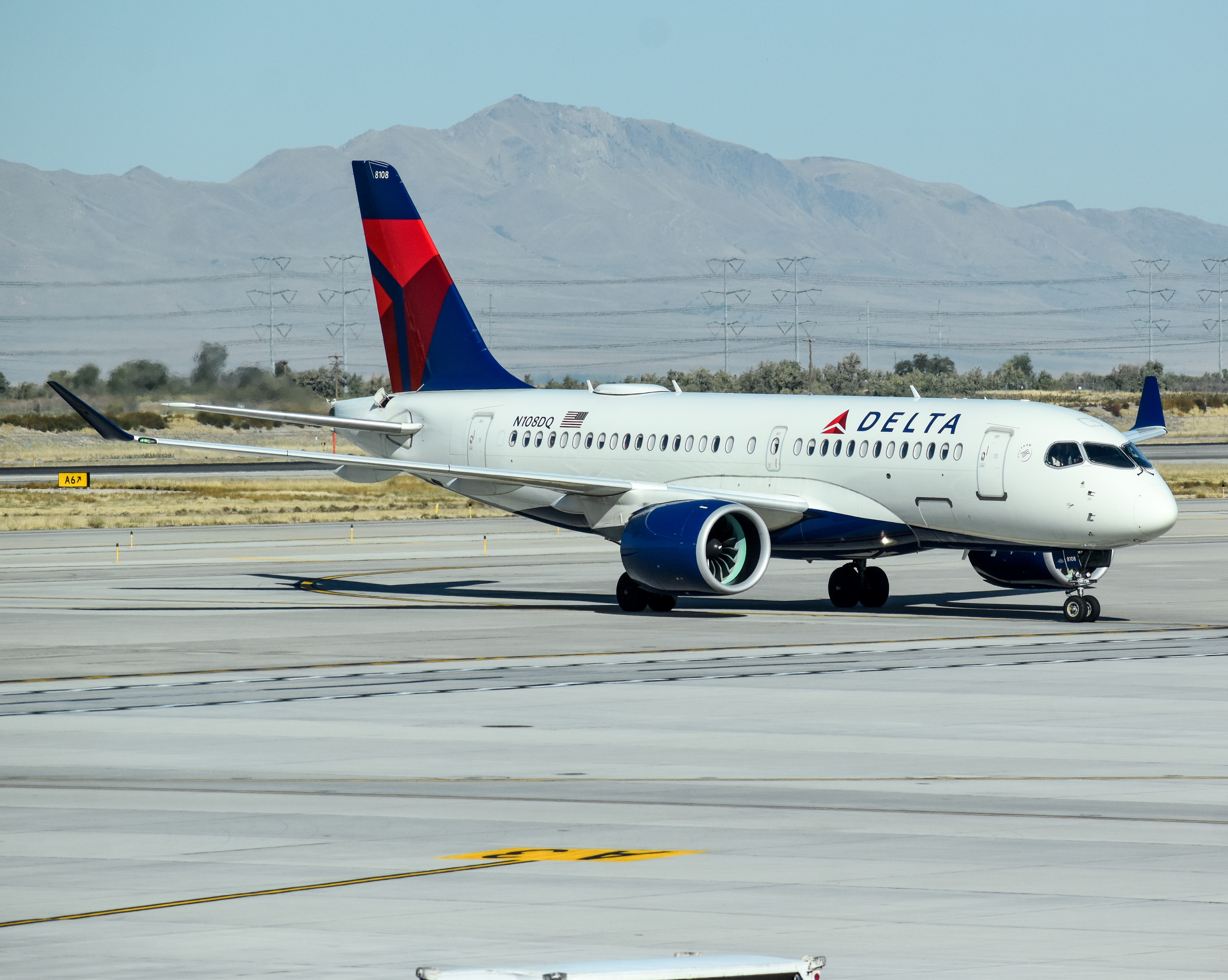 Full size: Delta Airlines Airbus A220-100 N108DQ at Salt Lake City International Airport