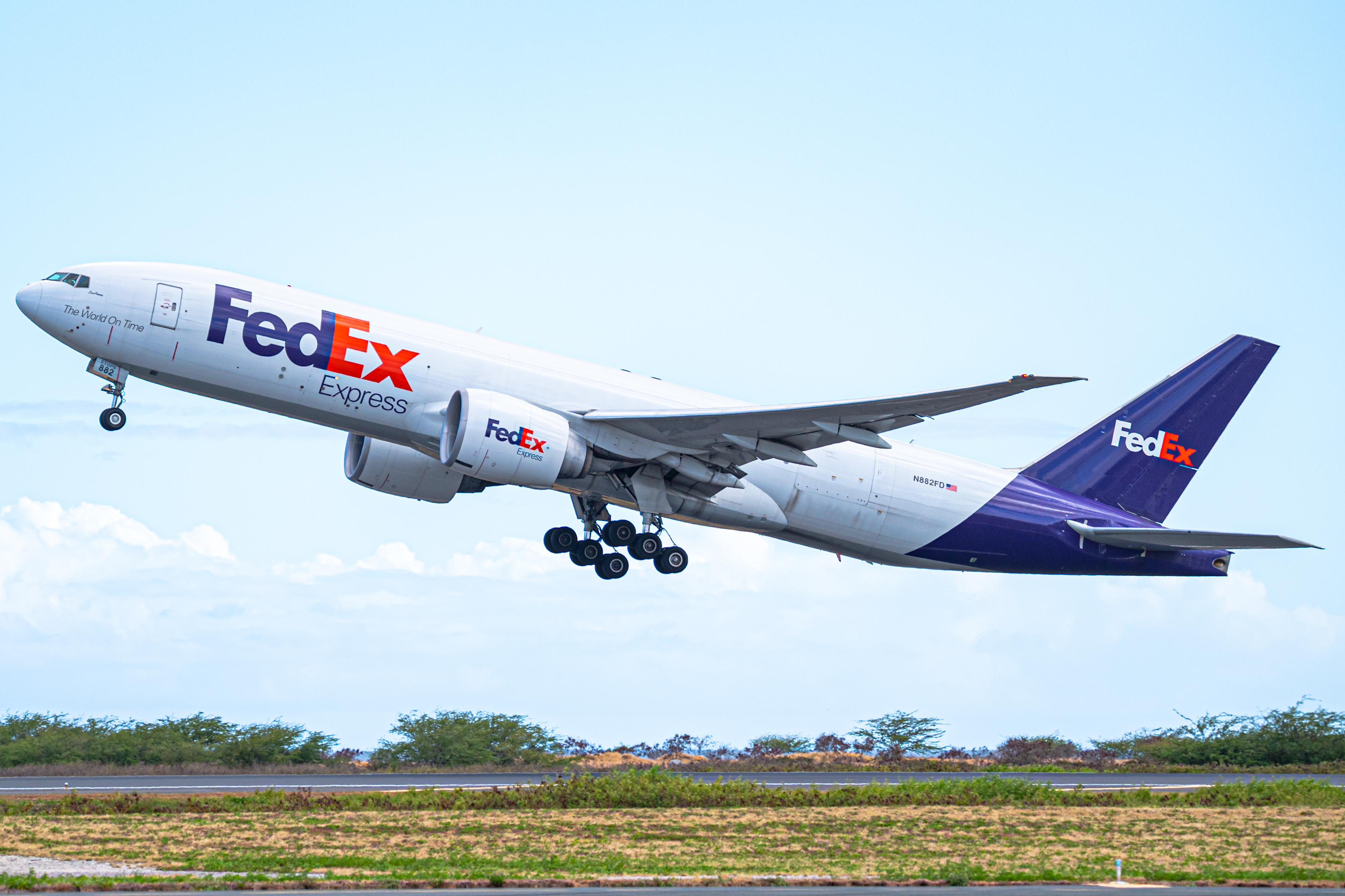 Full size: FedEx Boeing 777-F N882FD at Daniel K Inouye International Airport