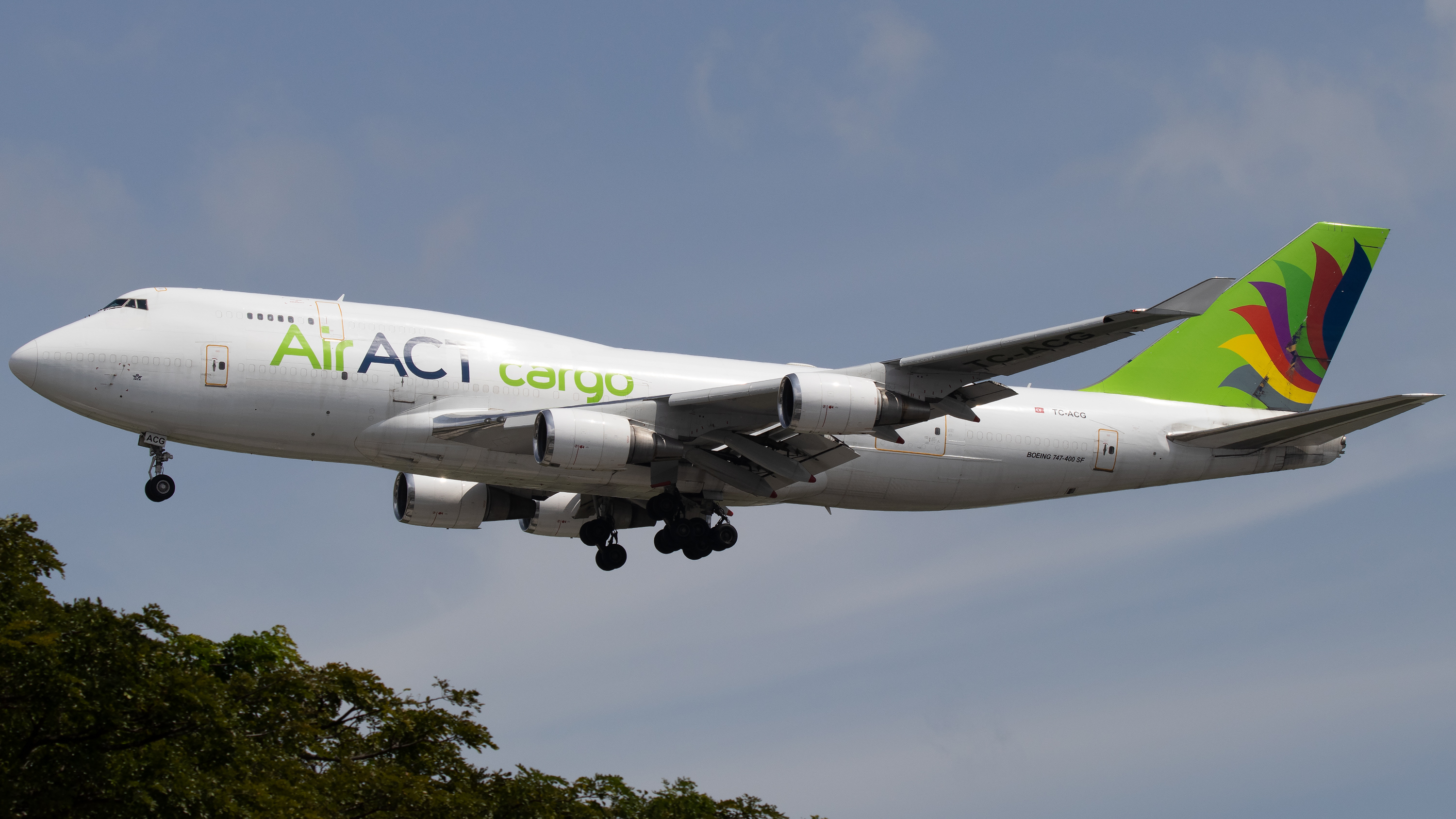 Full size: ACT Airlines Boeing 747-400F TC-ACG at Singapore-Changi Airport