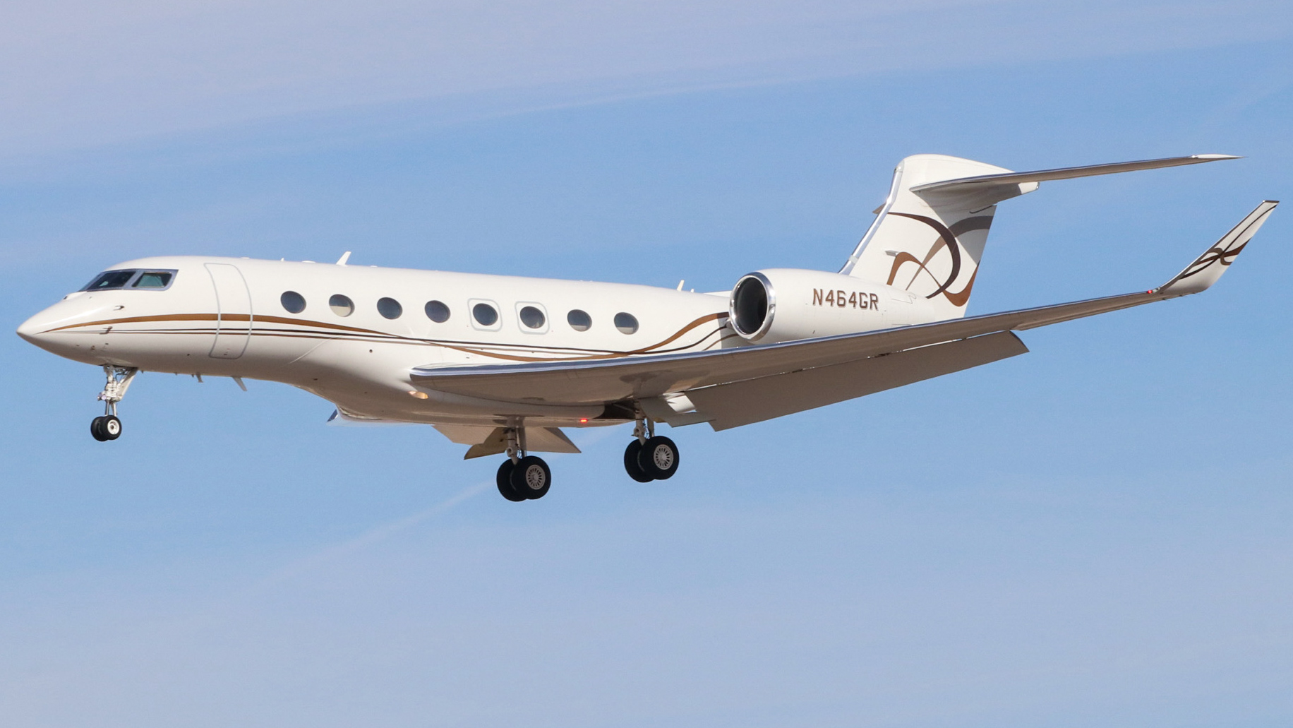 Full size: PRIVATE Gulfstream G650 N464GR at Harry Reid International Airport