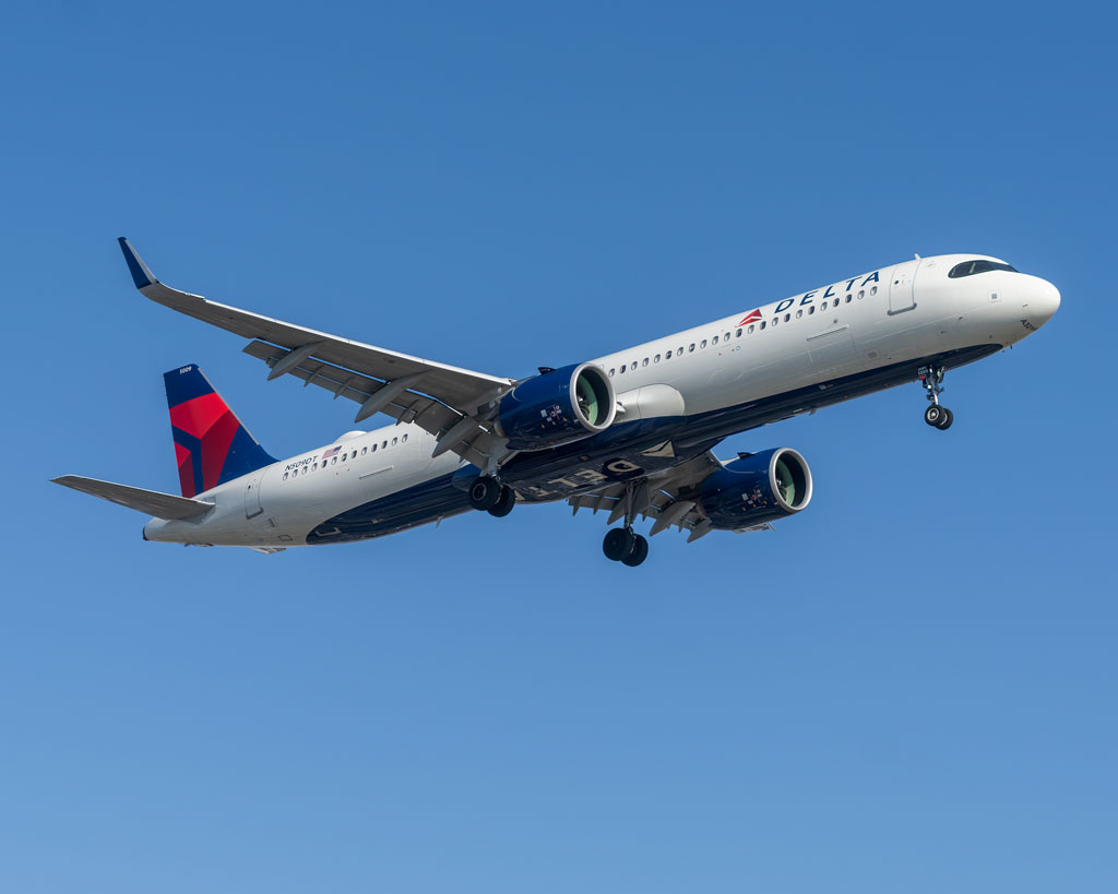 Full size: Delta Airlines Airbus A321NEO N509DT at Los Angeles International Airport