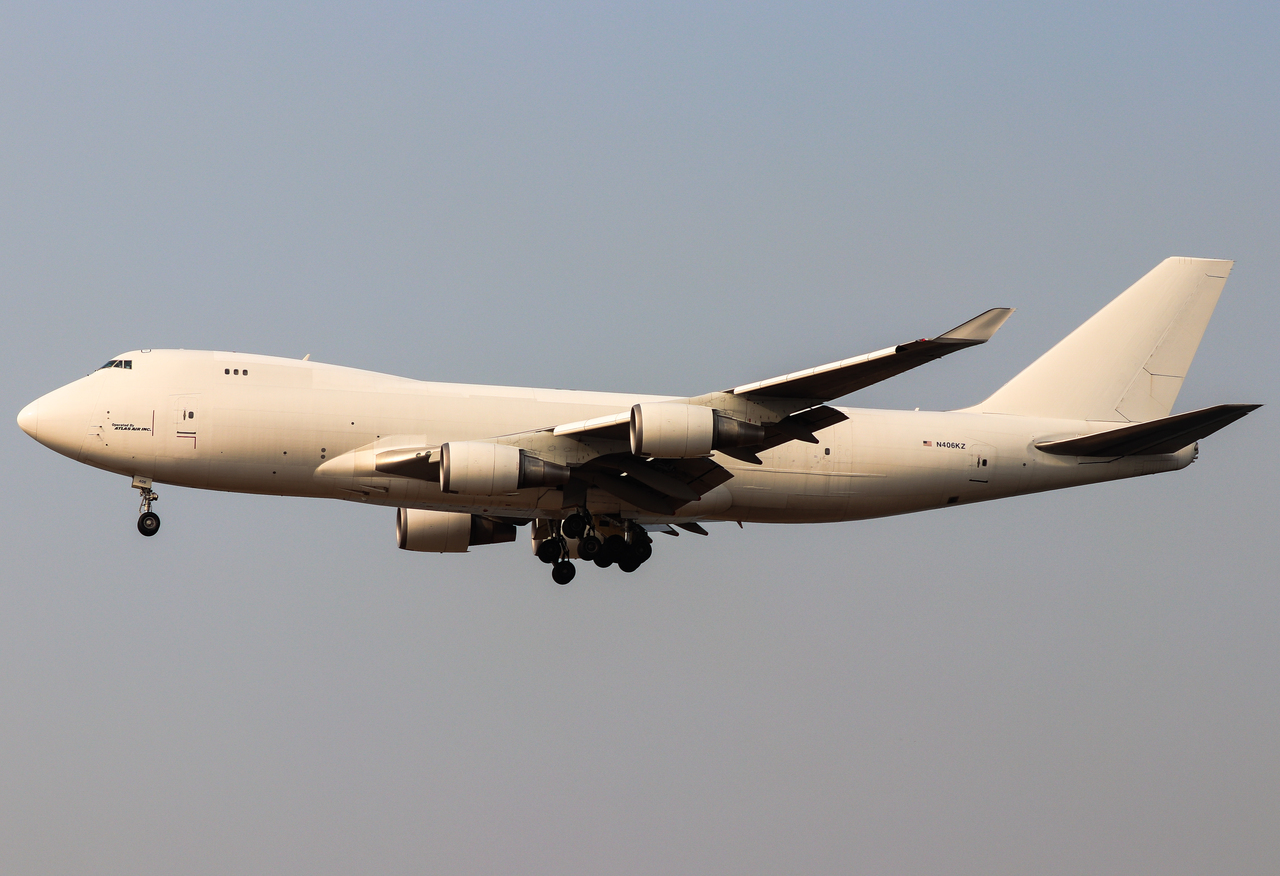 Full size: Atlas Air Boeing 747-400F N406KZ at Hong Kong International Airport