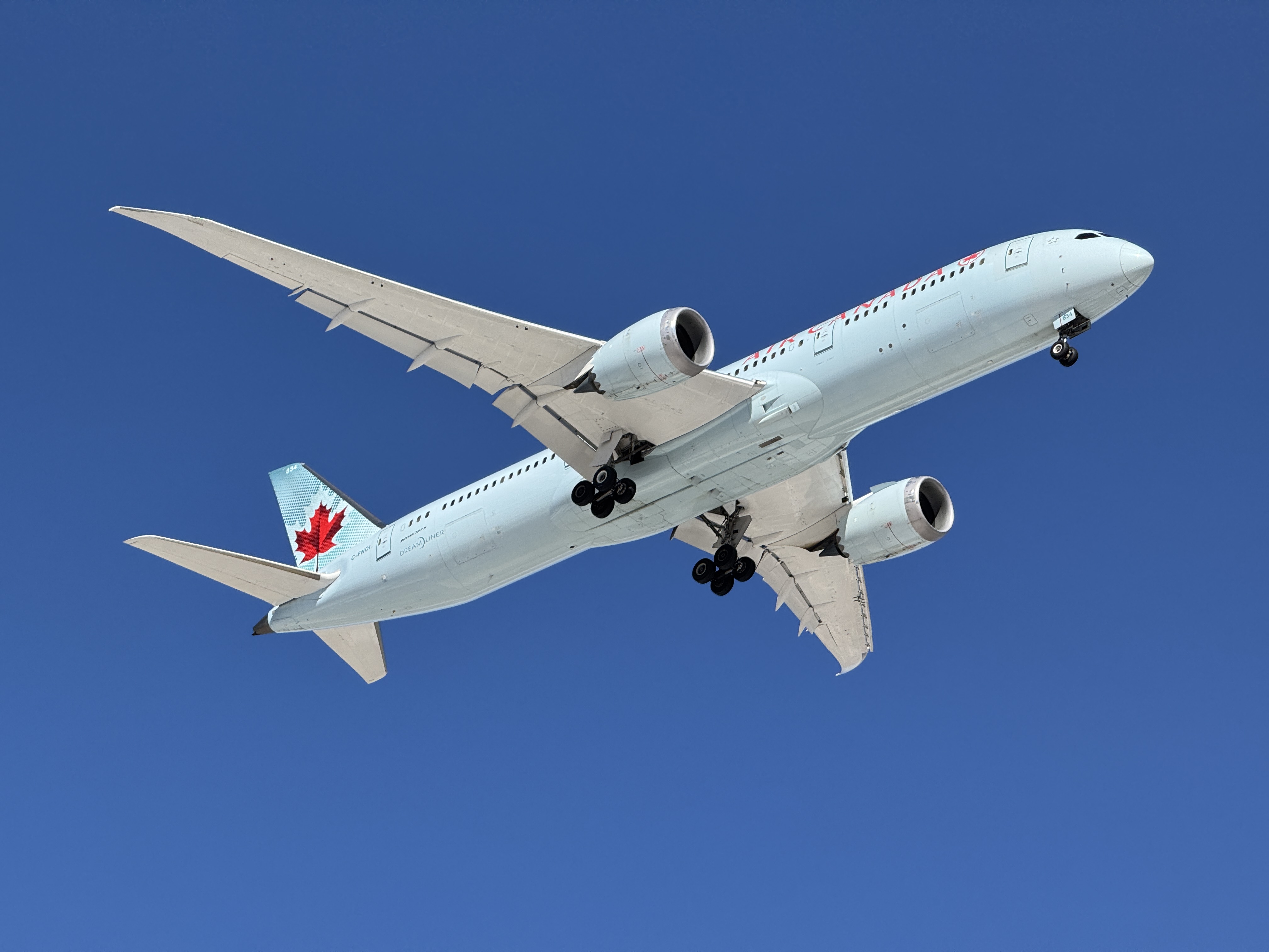 Full size: Air Canada Boeing 787-9 C-FNOI at Phoenix Sky Harbor International Airport