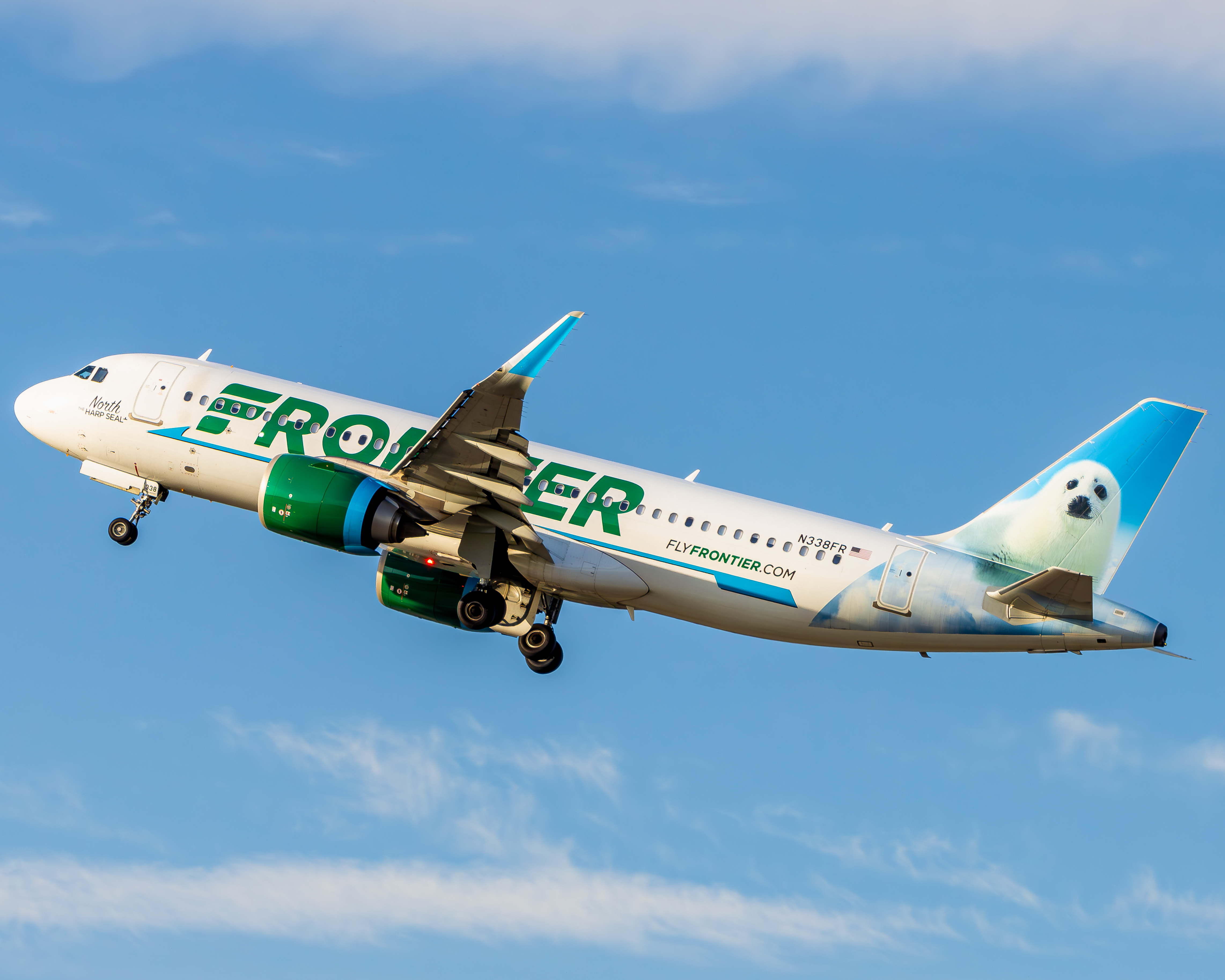 Full size: Frontier Airlines Airbus A320NEO N338FR at Minneapolis-St Paul International/Wold-Chamberlain Airport