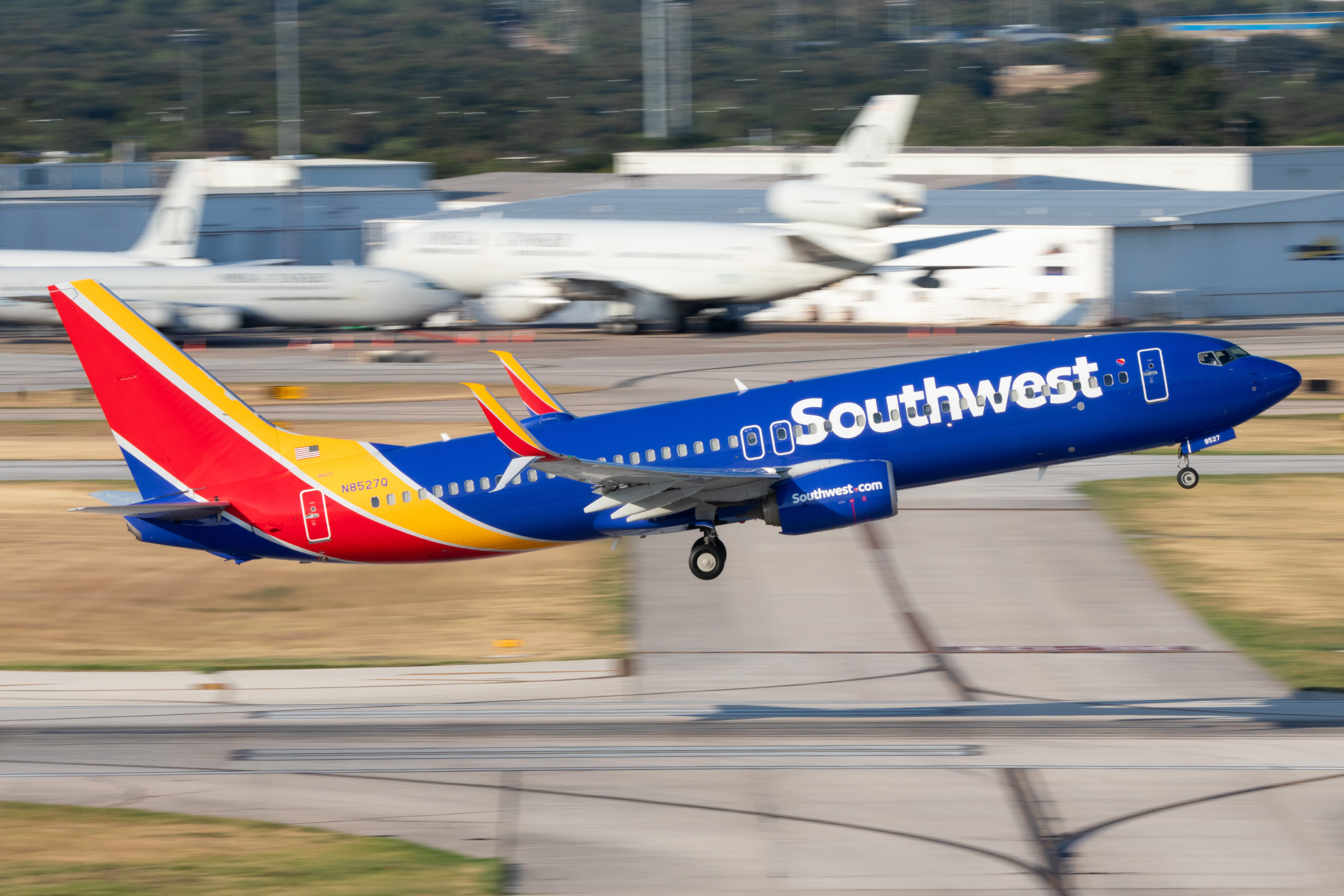 Full size: Southwest Airlines Boeing 737-800 N8527Q at San Antonio International Airport