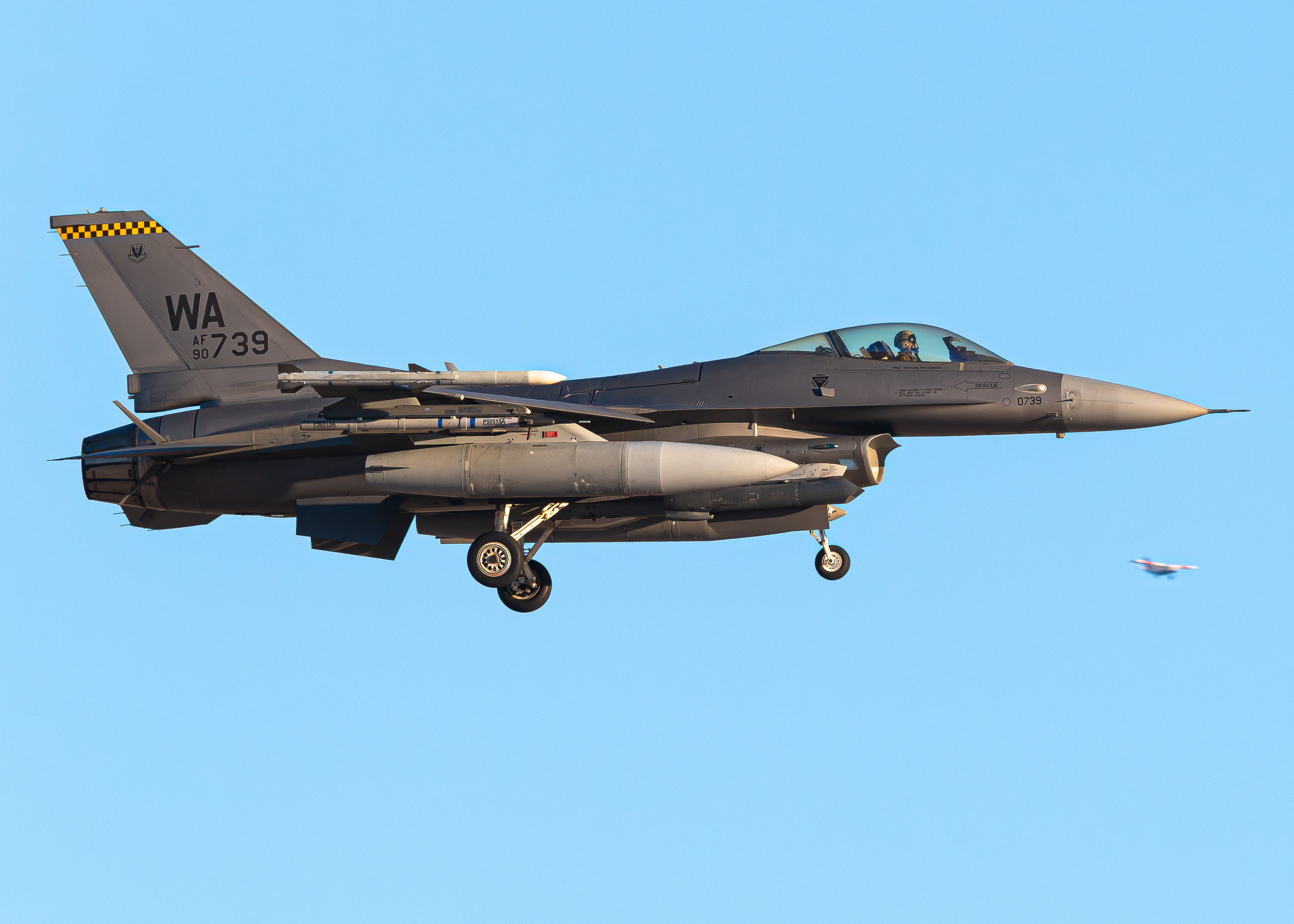 Full size: USAF - United States Air Force General Dynamics F-16 Fighting Falcon 90-0739 at Nellis Air Force Base