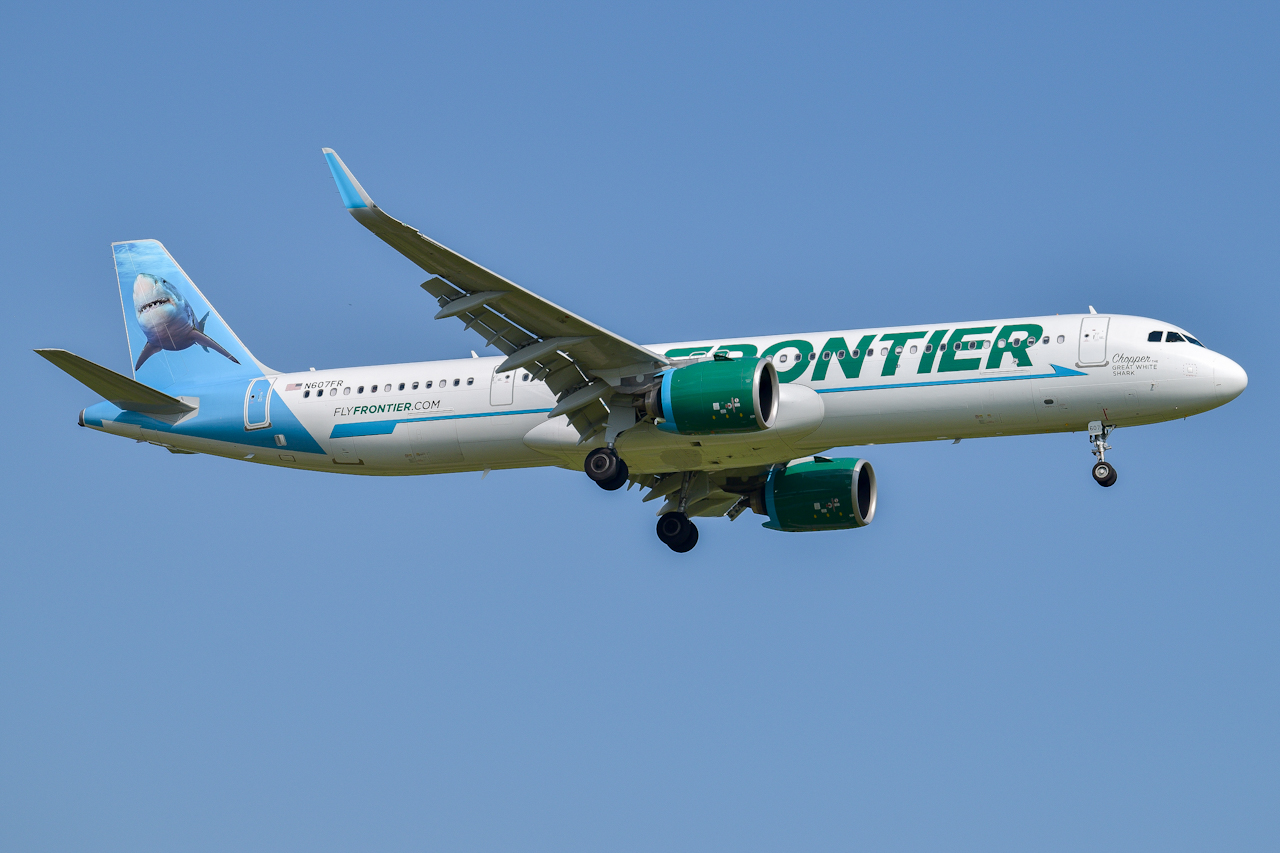 Full size: Frontier Airlines Airbus A321NEO N607FR at Raleigh-Durham International Airport