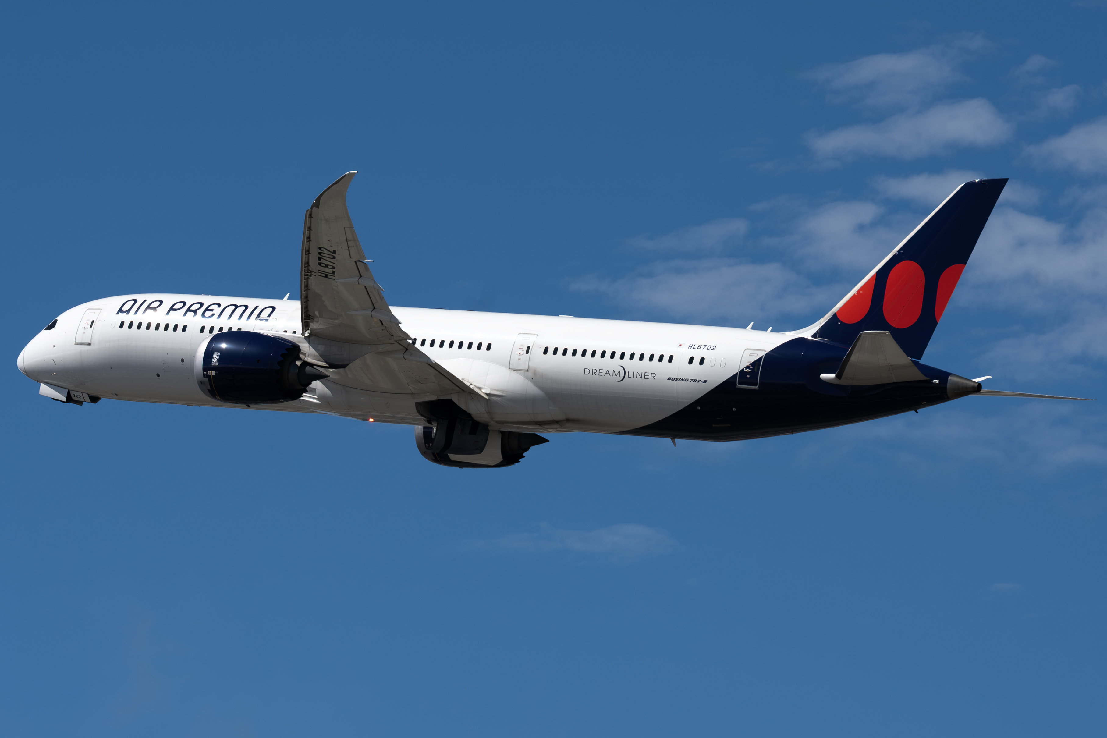 Full size: Air Premia Boeing 787-9 HL8702 at San Francisco International Airport