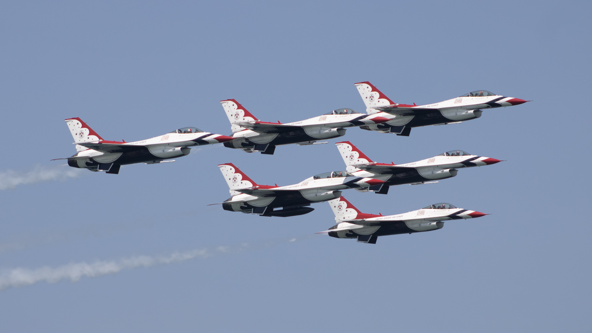 Full size: USAF - United States Air Force General Dynamics F-16 Fighting Falcon 92-3908 at 