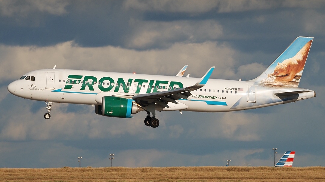 Full size: Frontier Airlines Airbus A320NEO N352FR at Dallas-Fort Worth International Airport