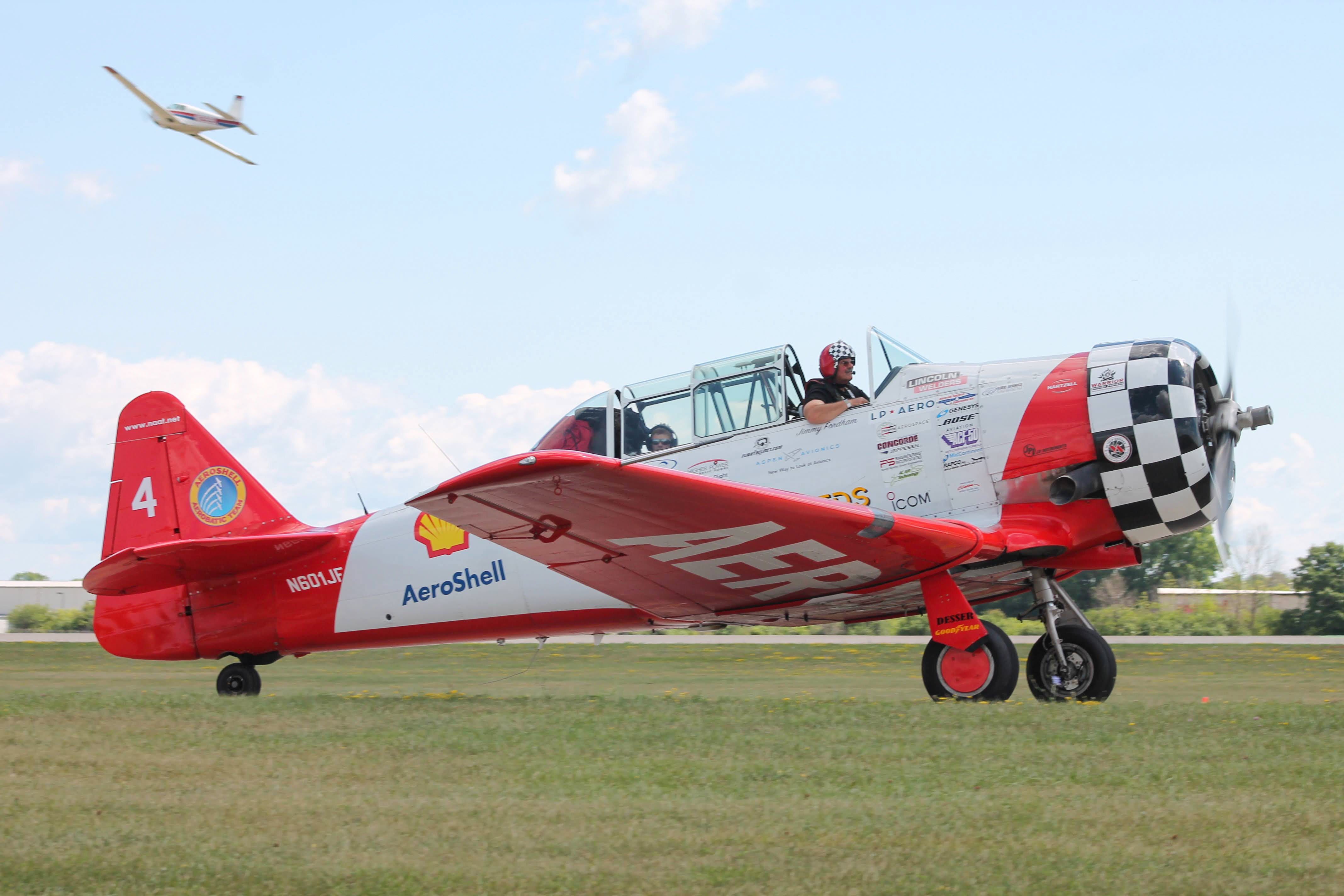 Full size: PRIVATE North American T-6 Texan N601JF at Wittman Regional Airport