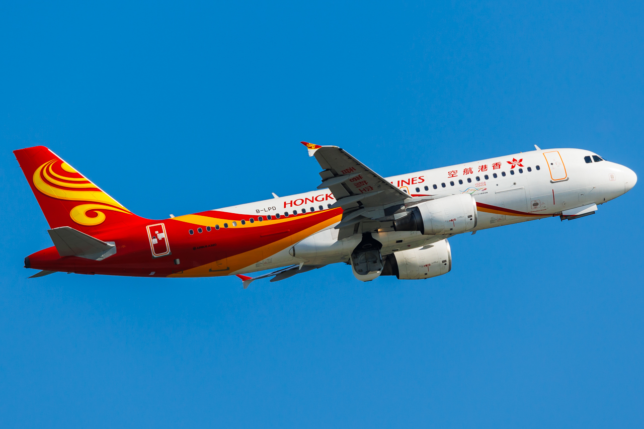 Full size: Hong Kong Airlines Airbus A320 B-LPD at Hong Kong International Airport