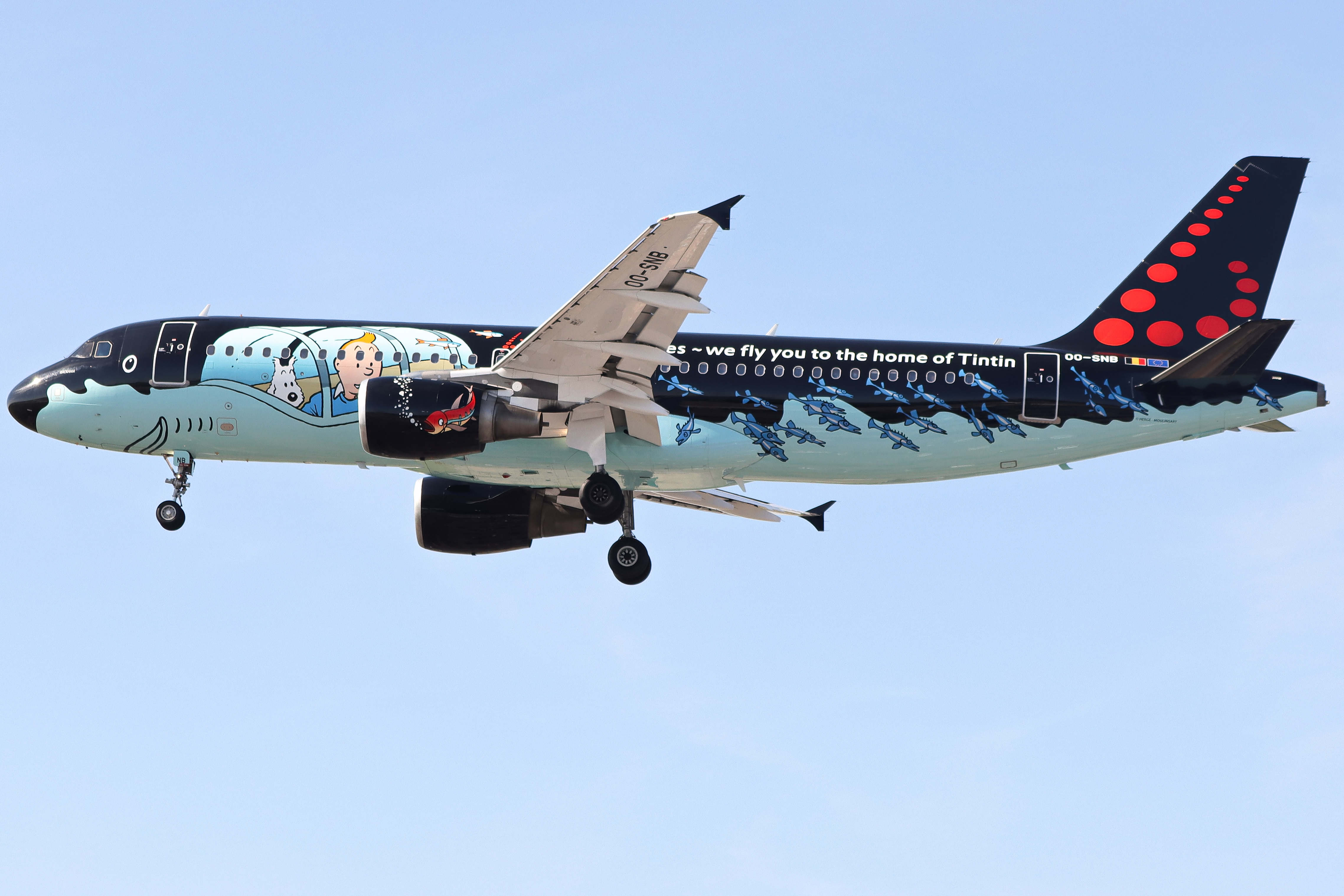 Full size: Brussels Airlines Airbus A320 OO-SNB at London Heathrow International Airport