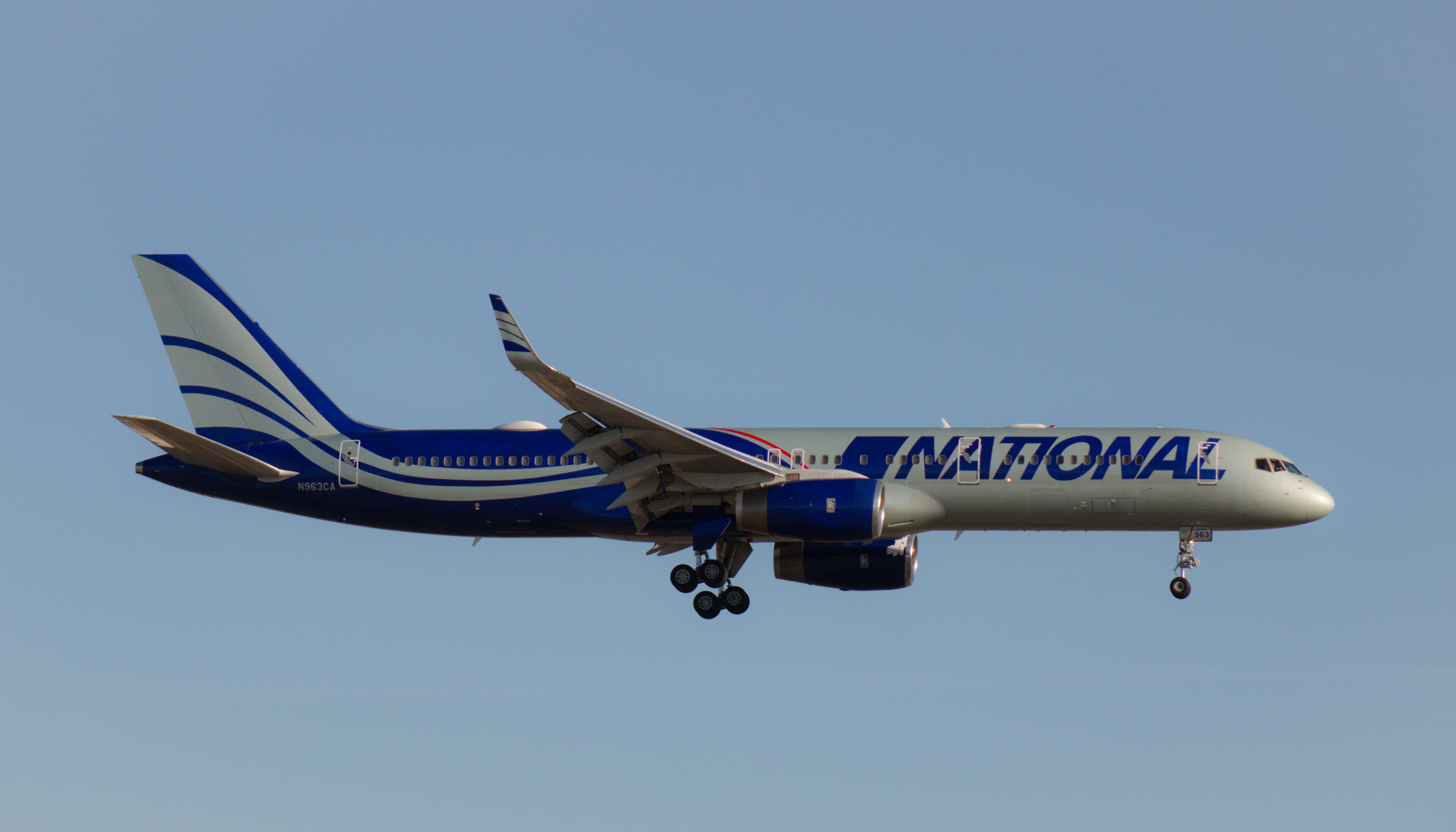Full size: National Airlines Boeing 757-200 N963CA at Boise Air Terminal/Gowen Field