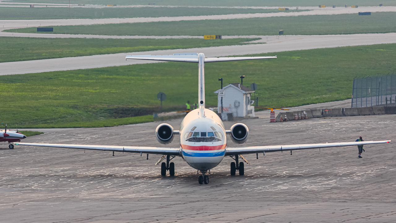 Full size: Ameristar Jet Douglas DC-9 N782TW at John Glenn Columbus International Airport